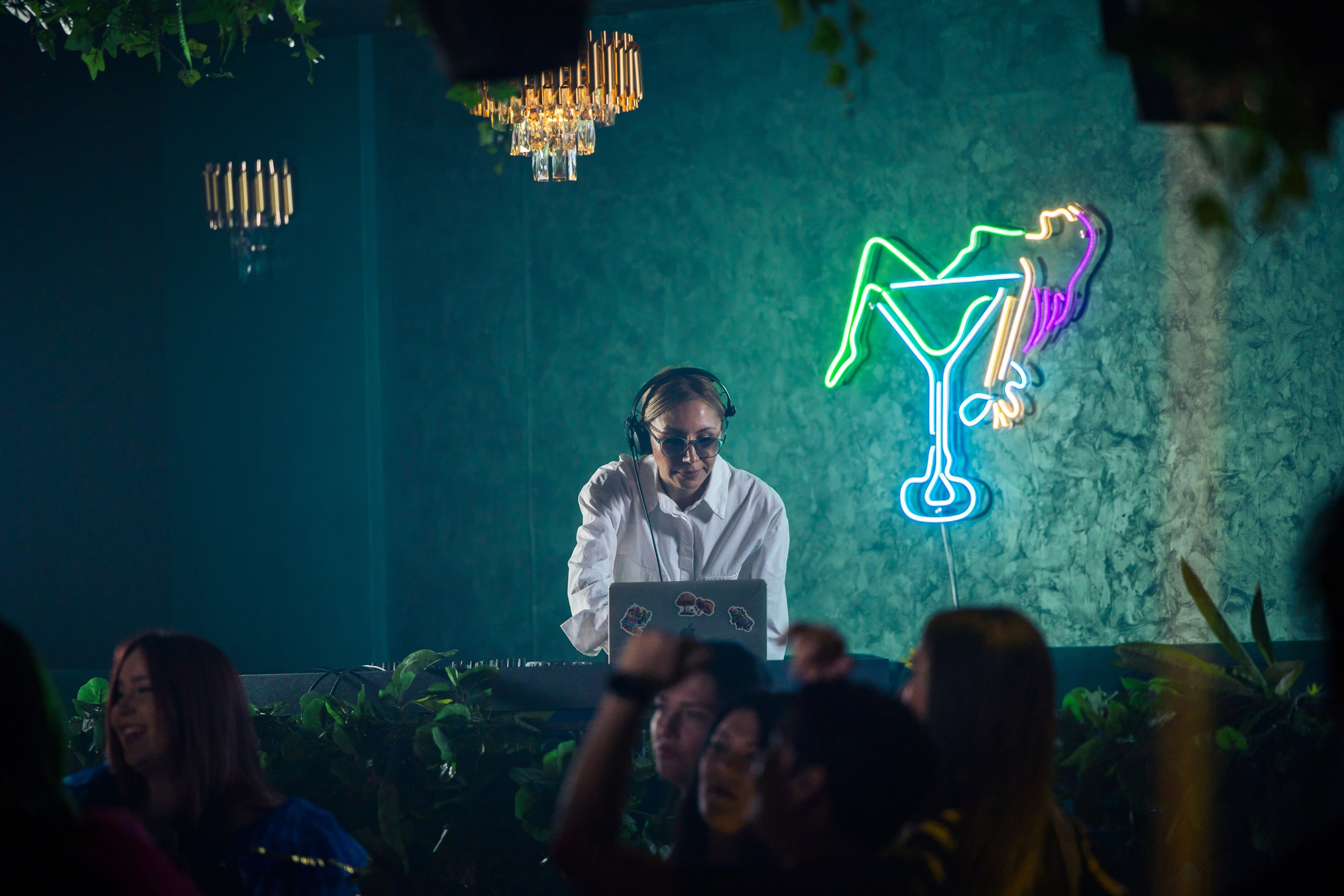 Nifty photography — коммерческий и портретный фотограф в Ташкенте. Студийная и выездная съёмка