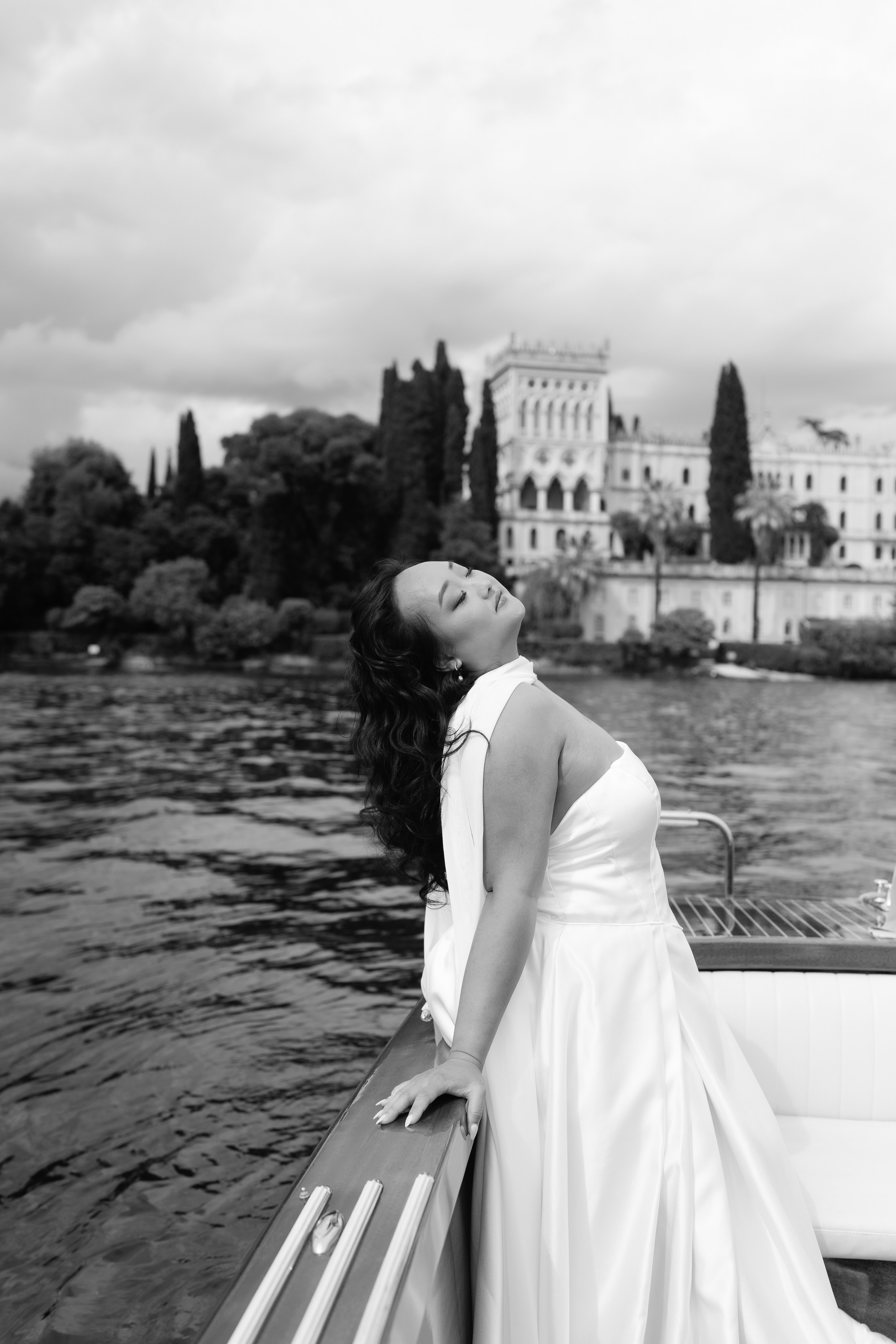 Ibtxhis and Keng elopement In italy — Isola del Garda