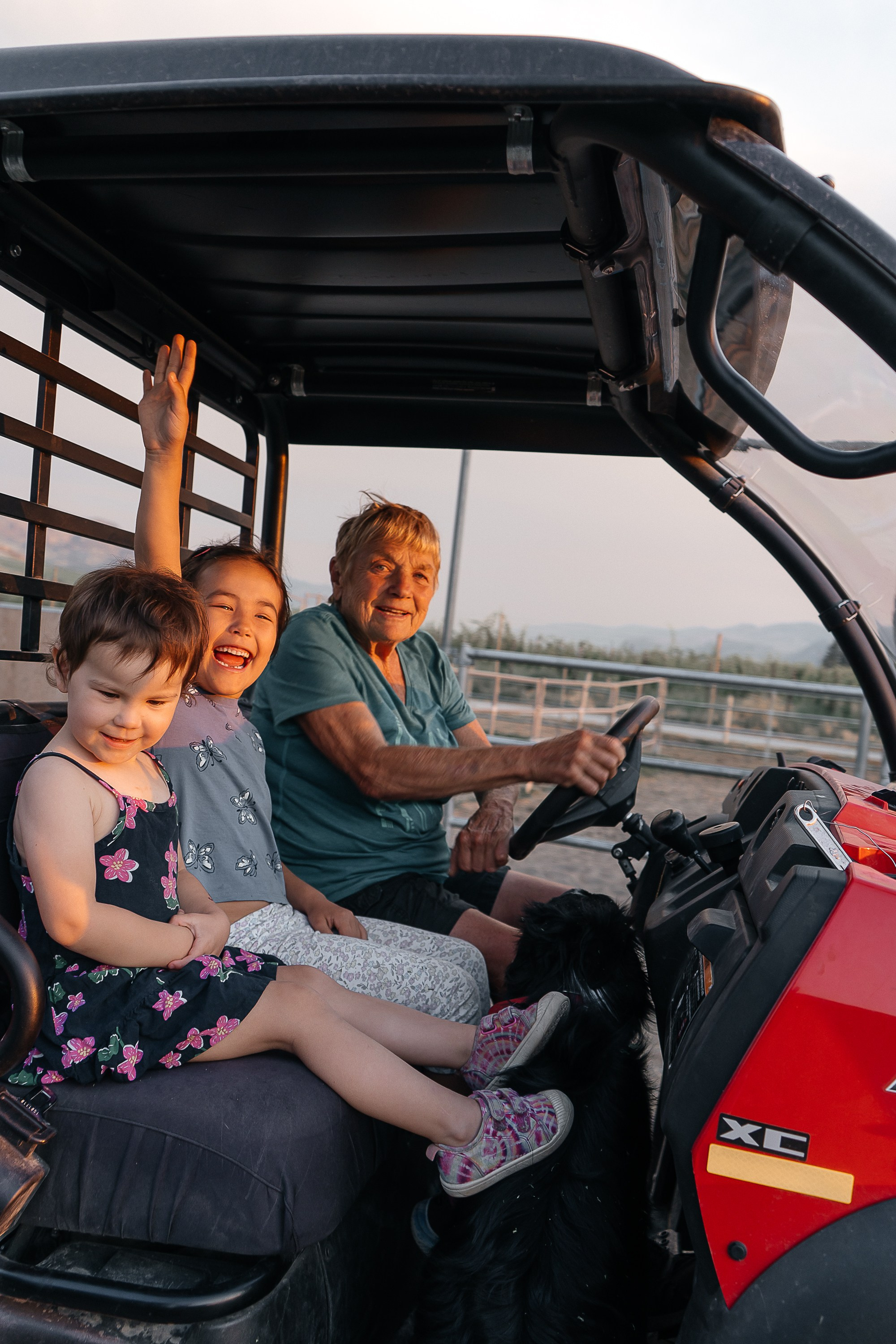 Classic portraits and lifestyleshots, magic moment during a session
