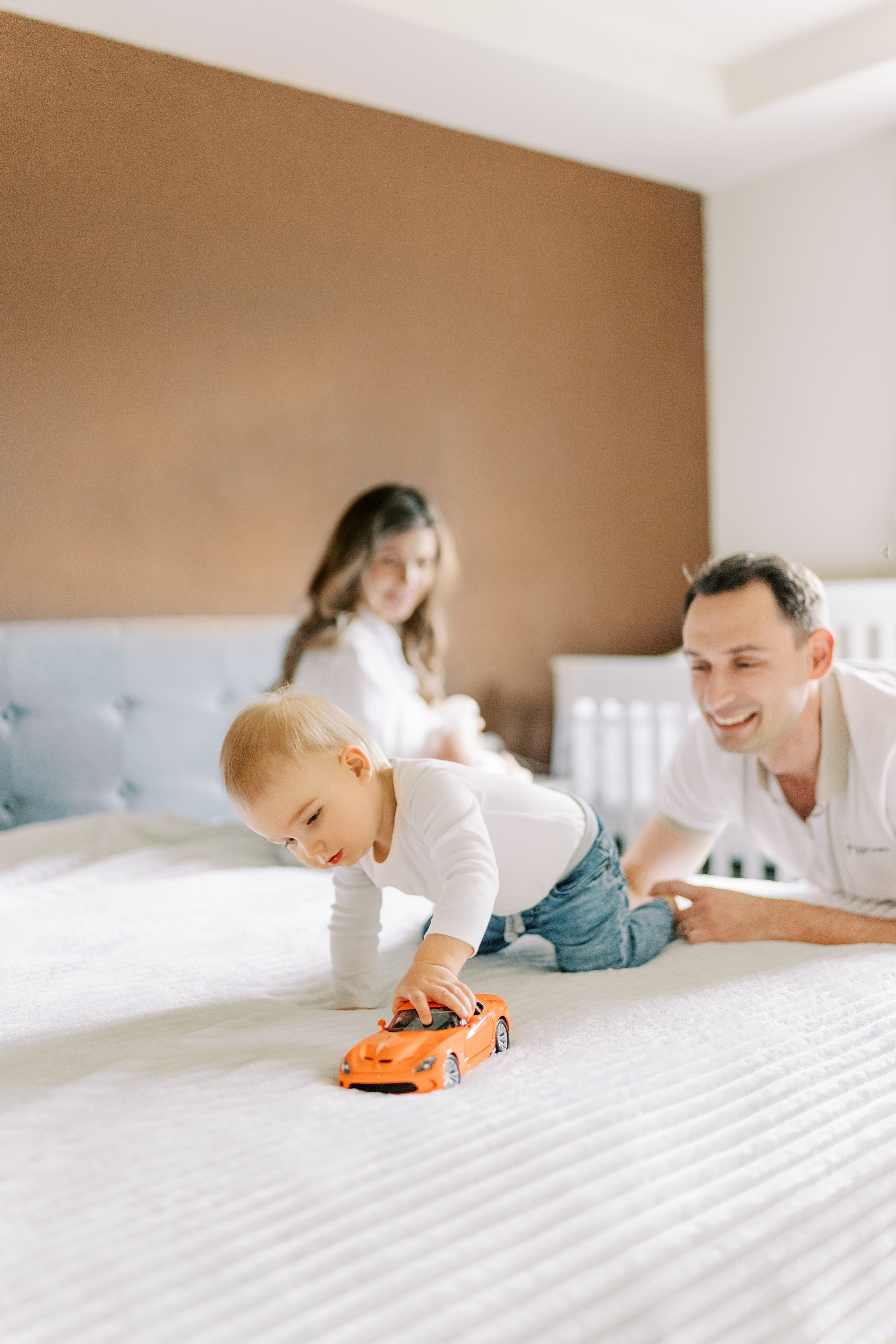 Family photoshoot. Vladimir & Tatiana and children. February 2024. EVAN ARISTOV WEDDING PHOTOGRAPHY — Seattle Wedding Photographer