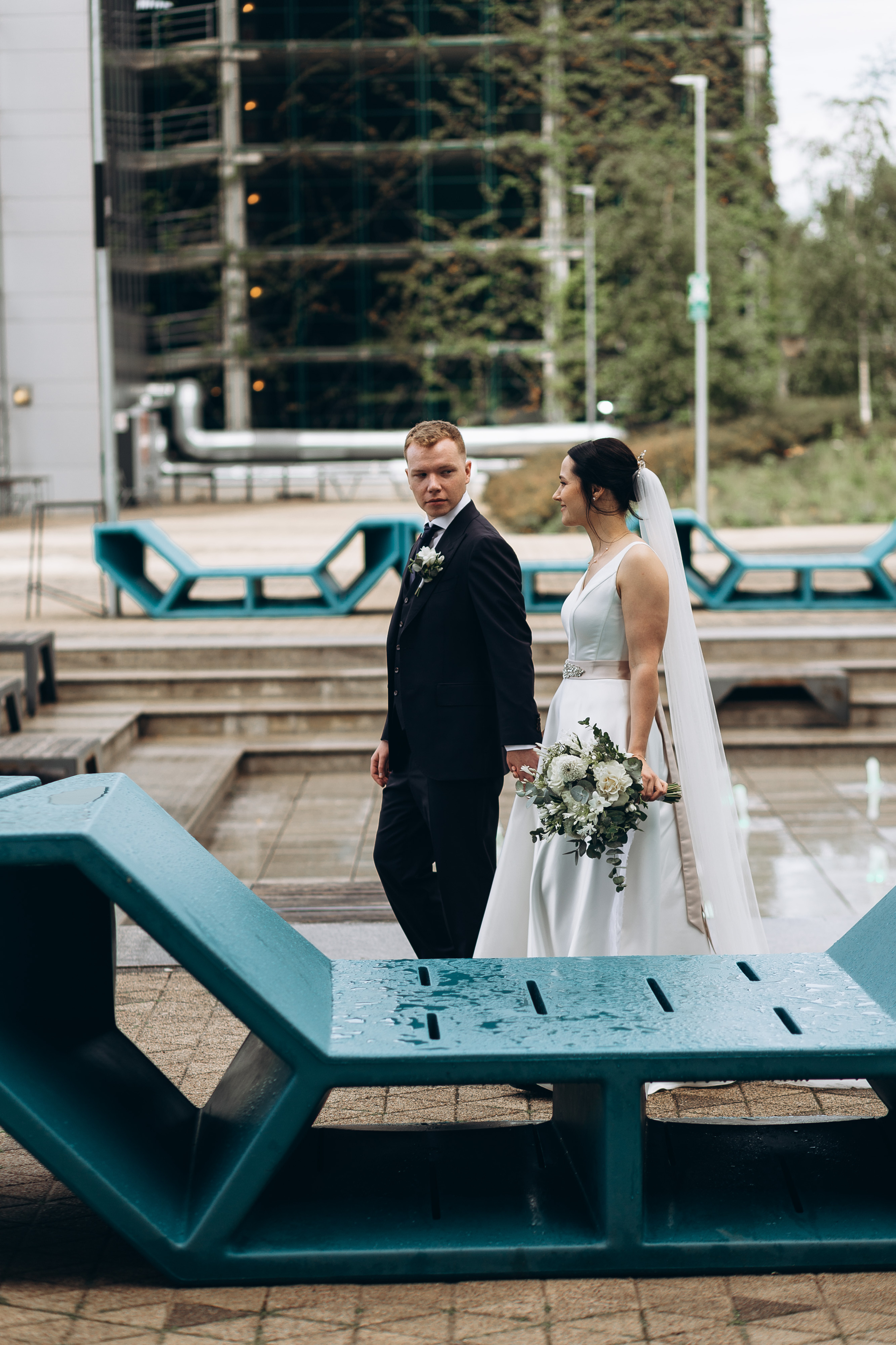 Fotosesijas vietas, ja kāzu dienā līst lietus?