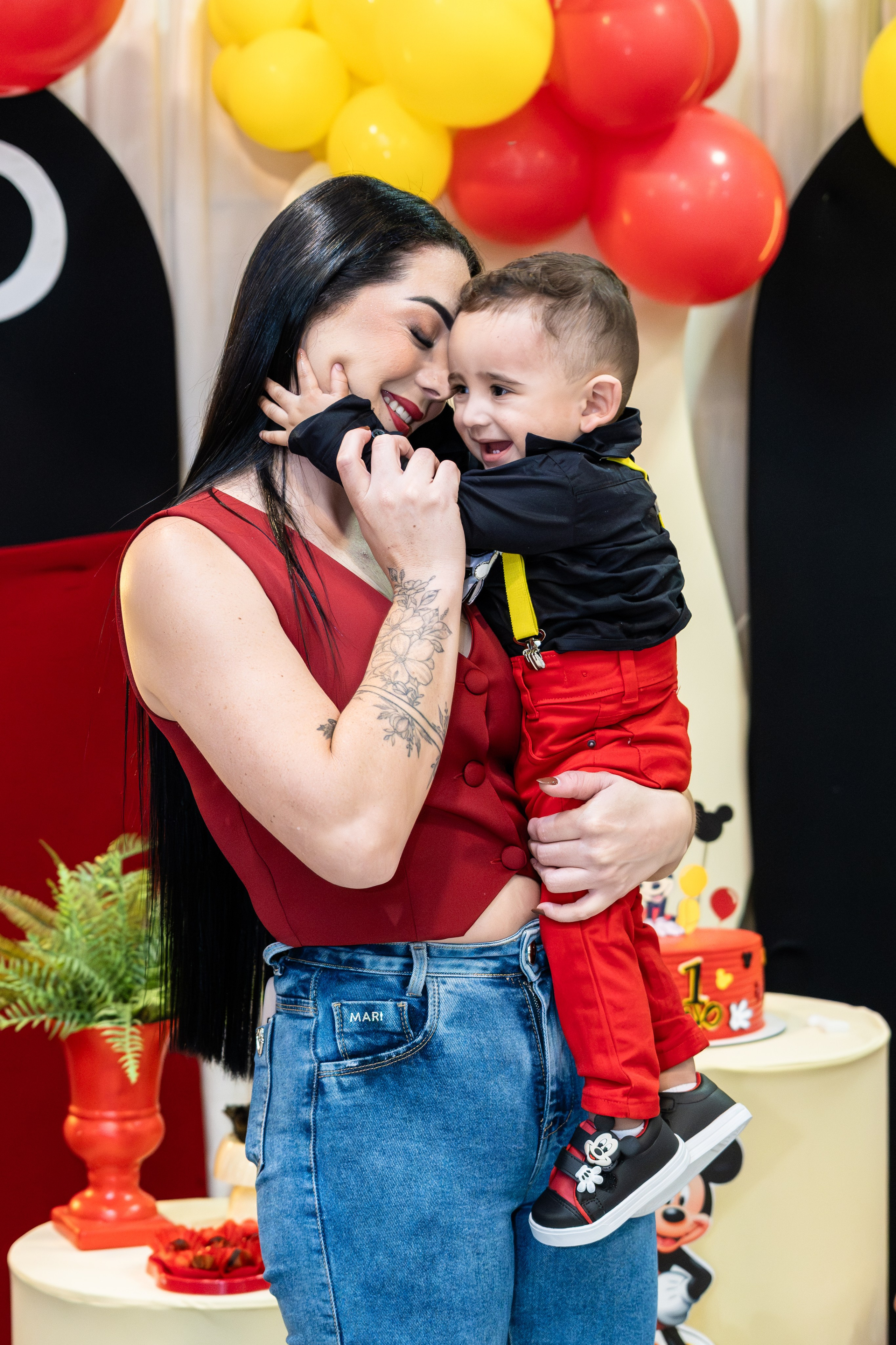 Fotógrafo em Joinville-SC. Especialista em aniversário, casamentos, eventos corporativos e retratos