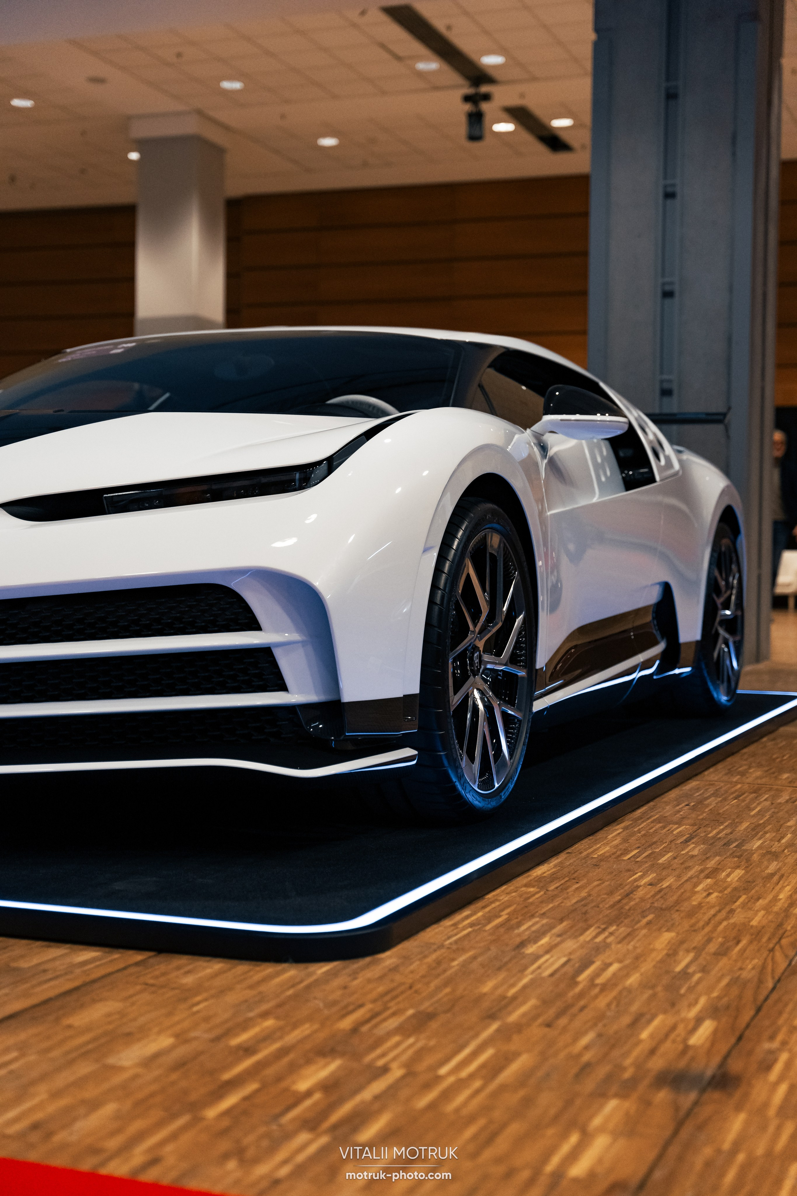 RM Sothebys 2025. Photographer in Paris — Vitalii Motruk