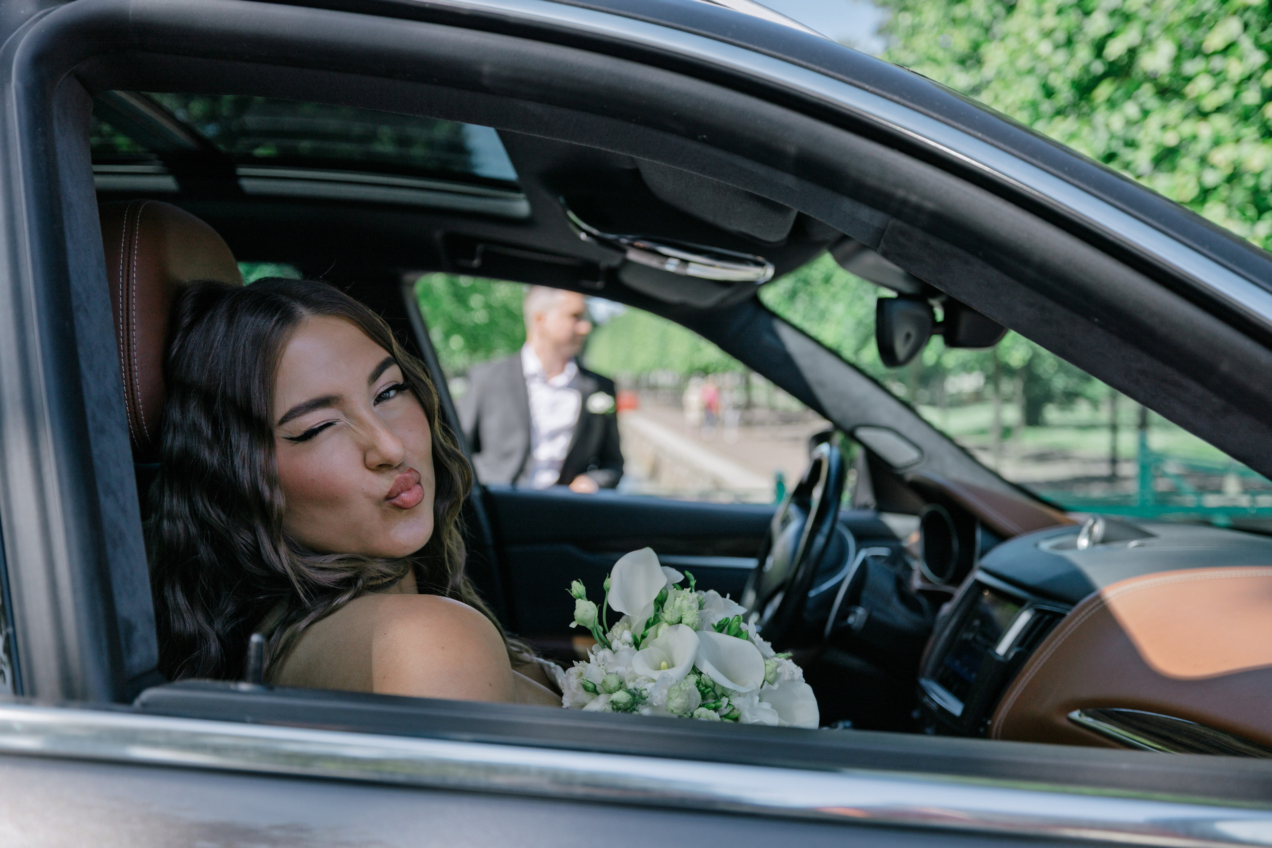 Лучшие свадебные фотографии Таллинн — естественный стиль