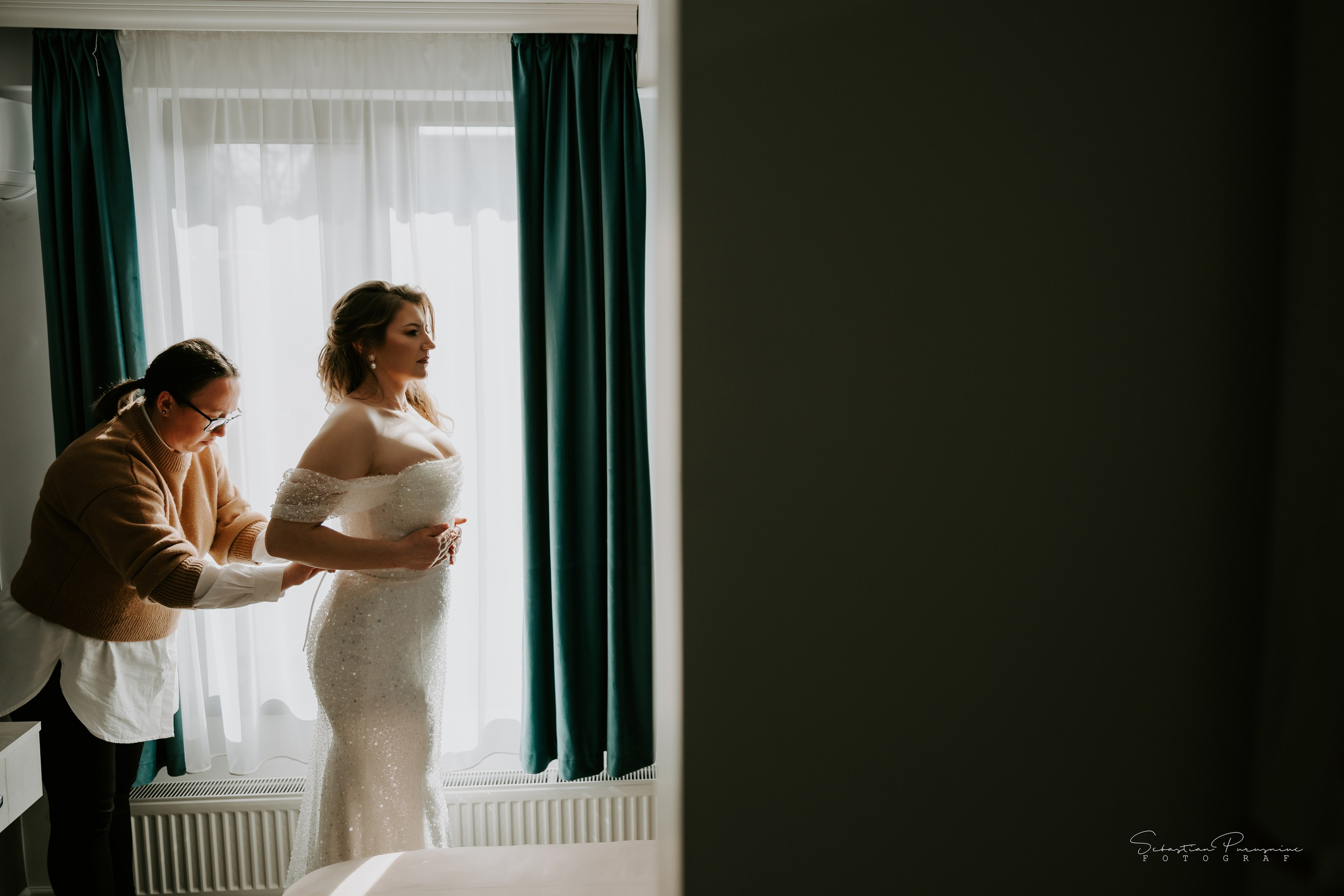 Liliana & Ciprian. Sebastian Purusniuc Fotograf - Iasi