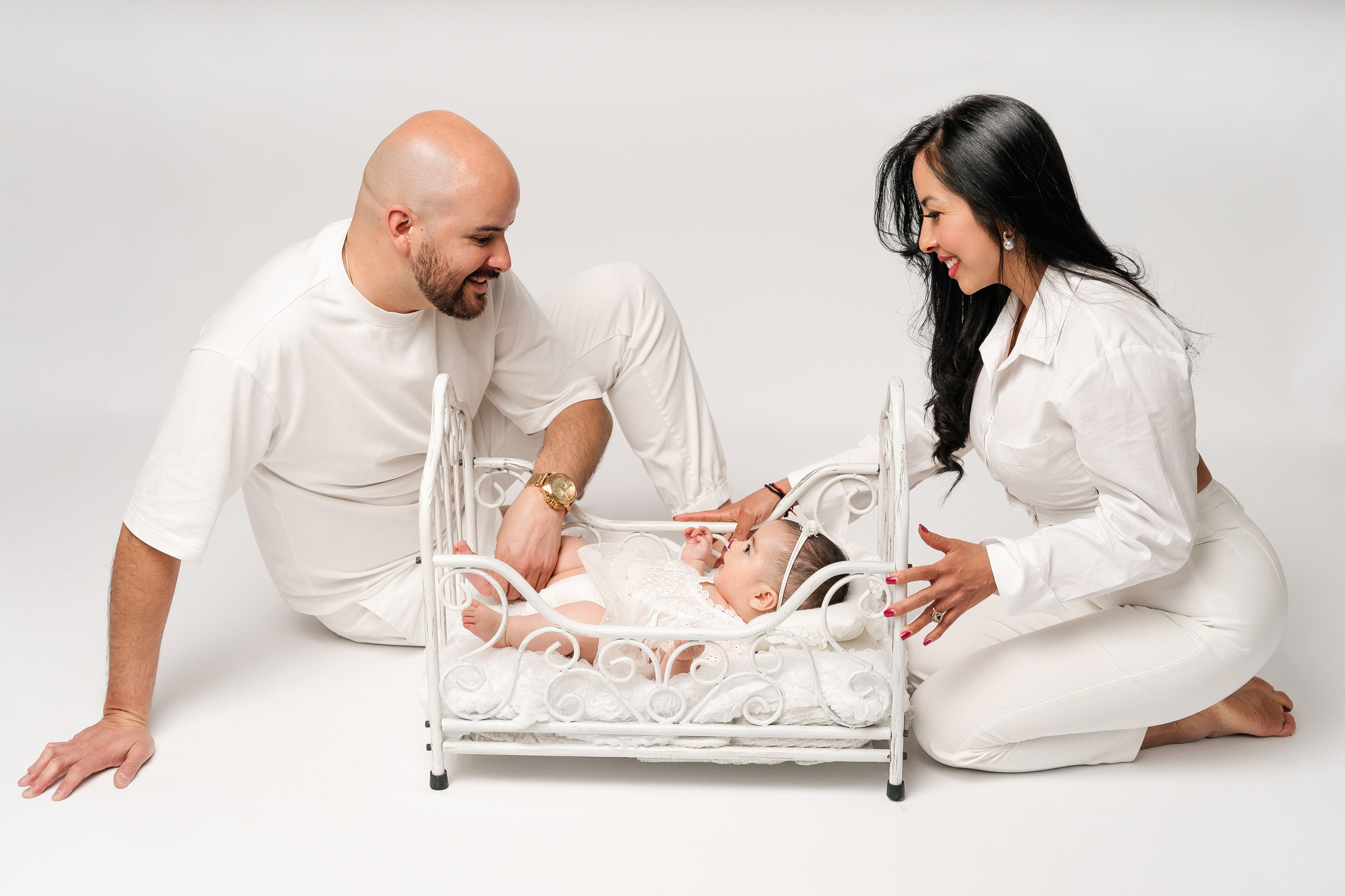 A studio milestone session for 5 months old baby Alejandra and her beautiful family❤️. Newborn and family photographer. Hills District. Sydney
