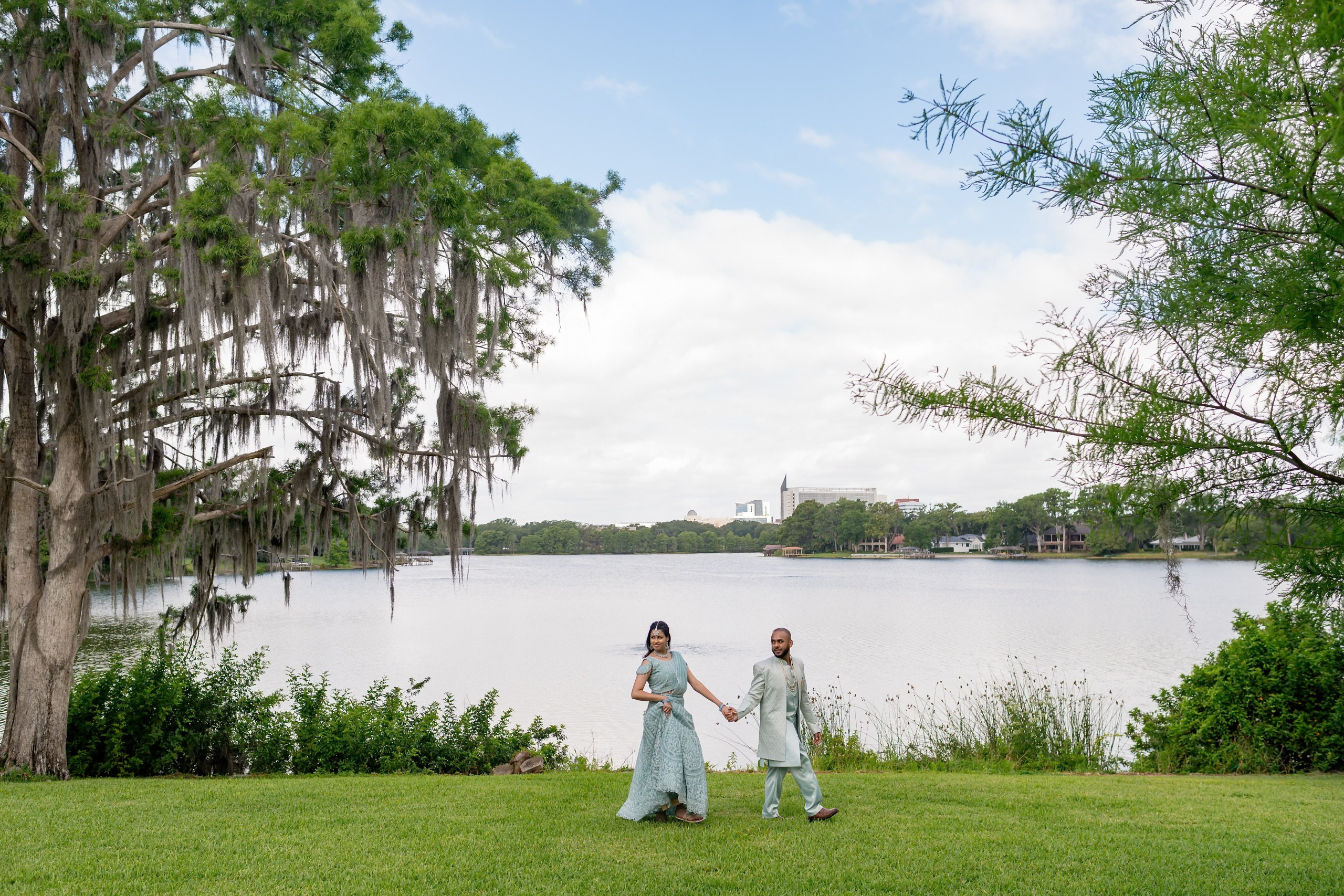 Love Meets Tenderness in the Heart of Orlando — Engagement Session — Leu Gardens. Wedding photographer in Orlando, Boston & New York Anderson Marques
