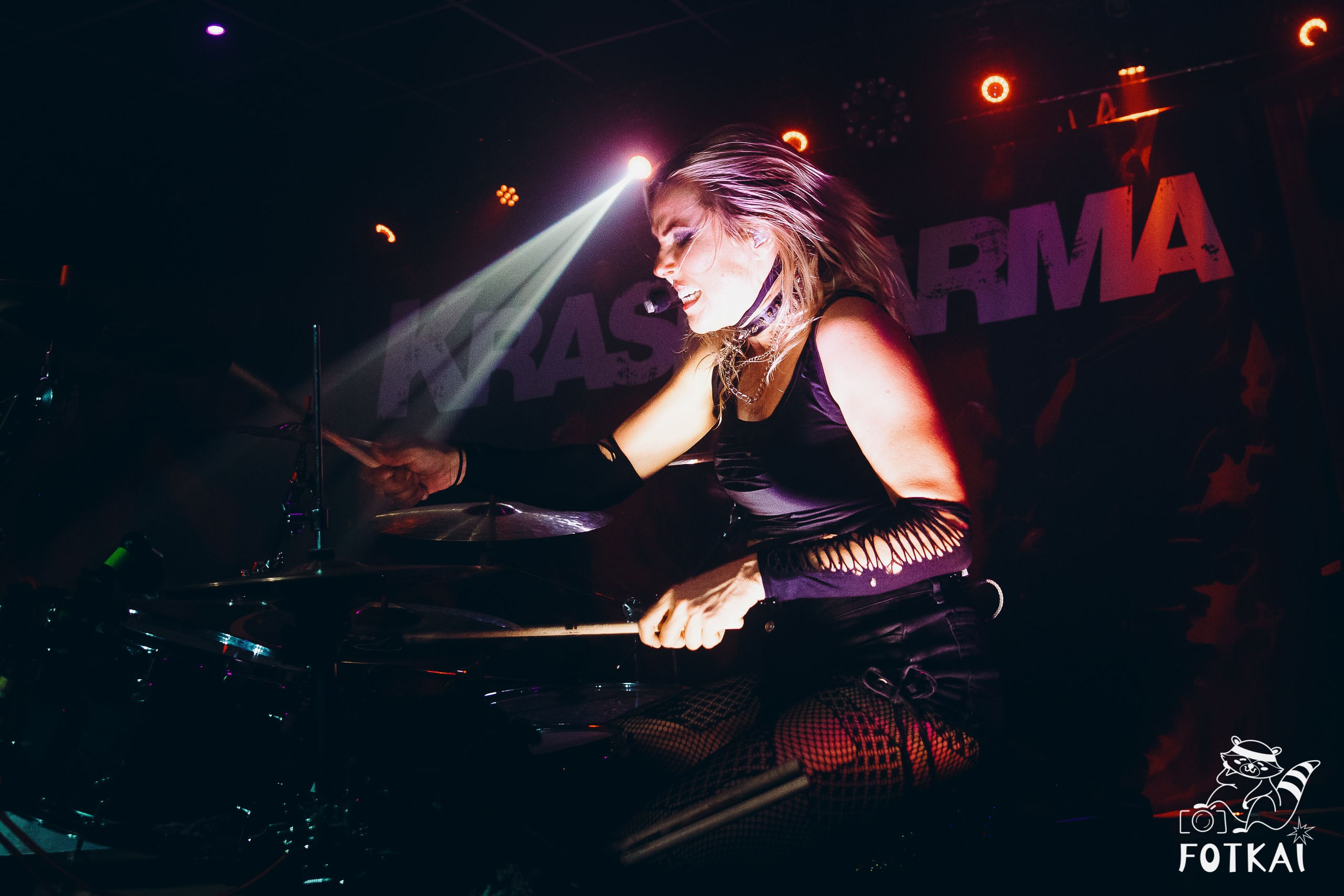 KrashKarma — фоторепортаж с концерта в Мурсии | Концертный фотограф Испания | FOTKAI