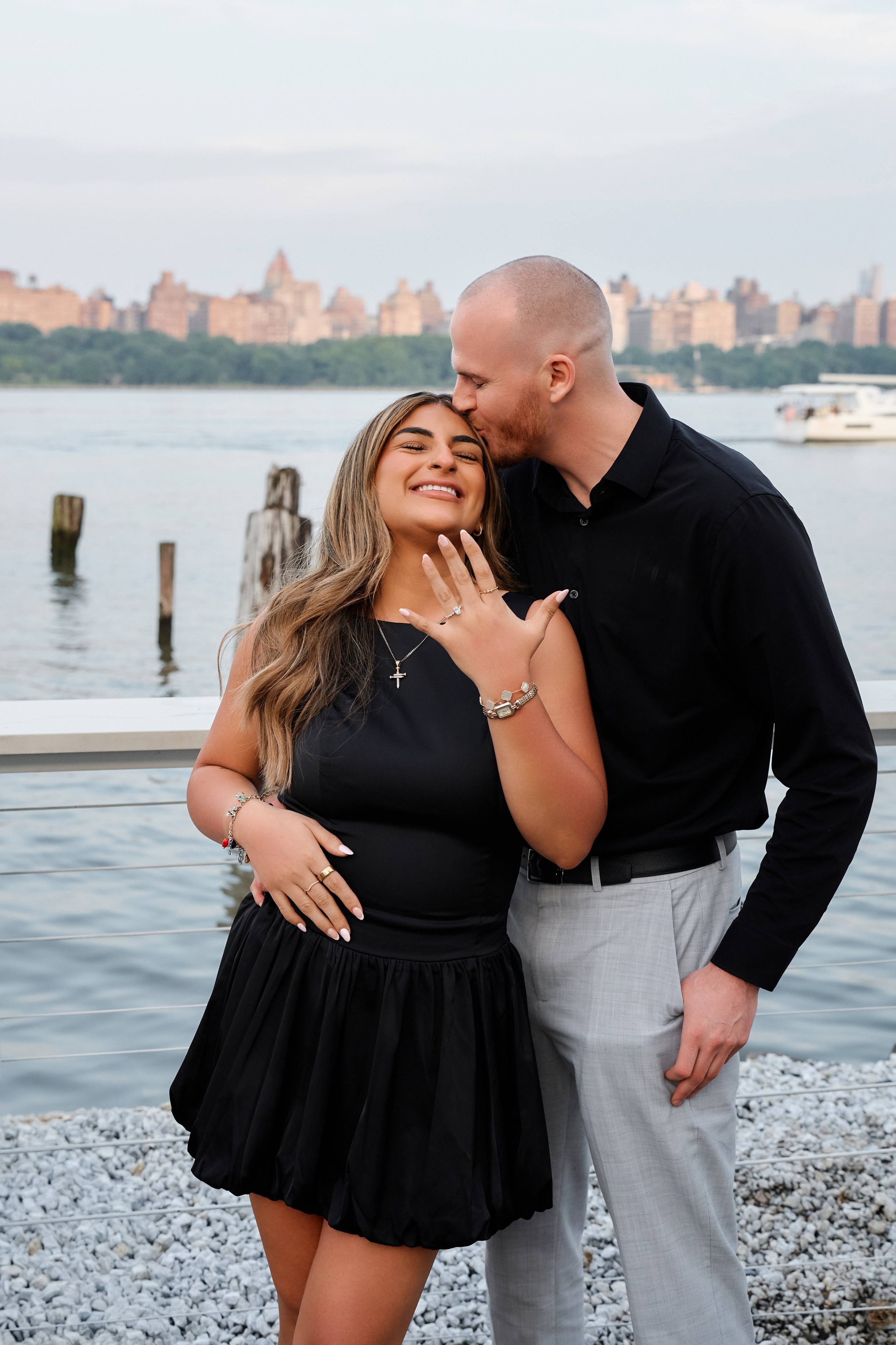 Surprise Proposal in New York. Professional Wedding and event photographer USA New York