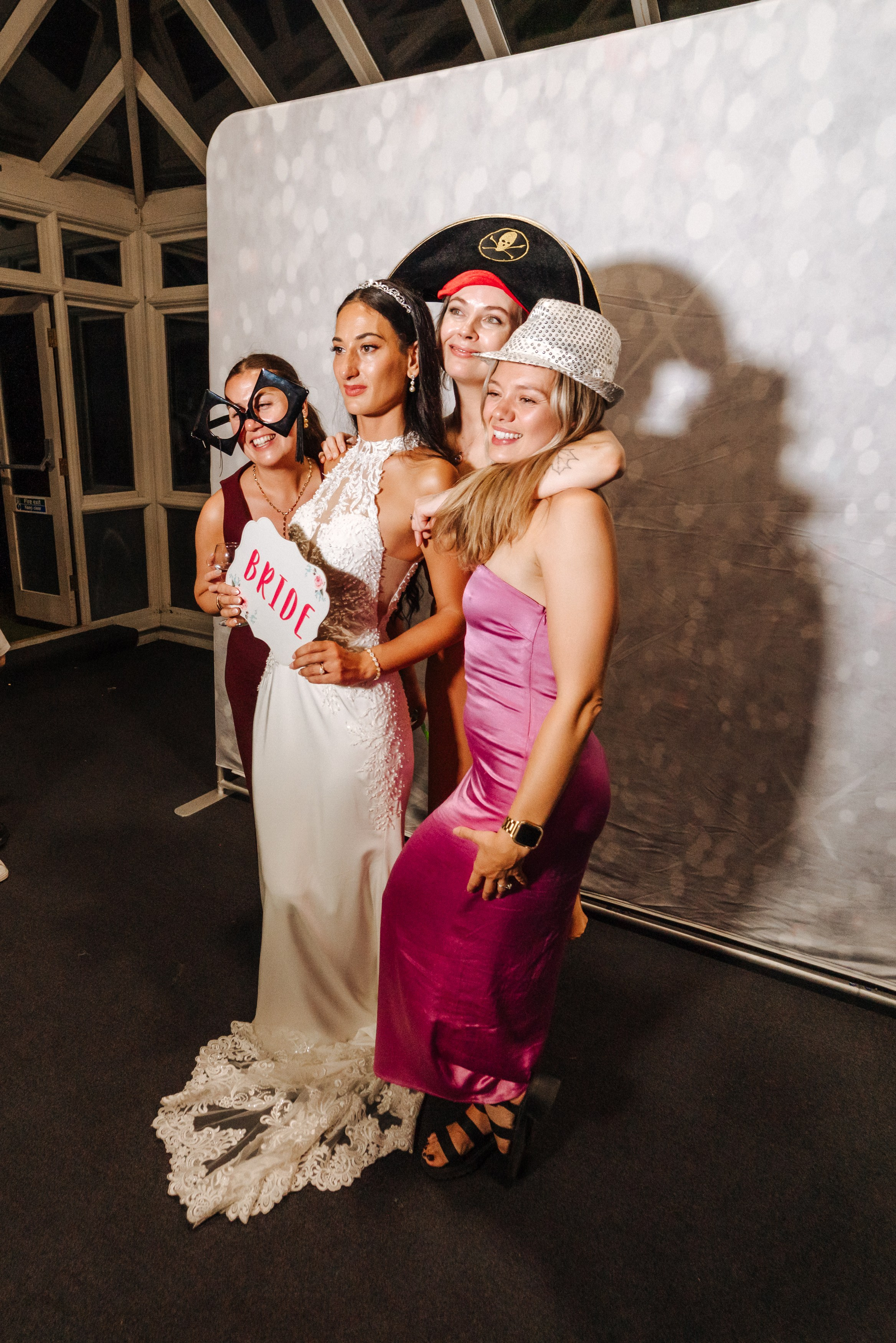 Wedding at Essendon Country Club. Photographer in England Ekaterina Romanova