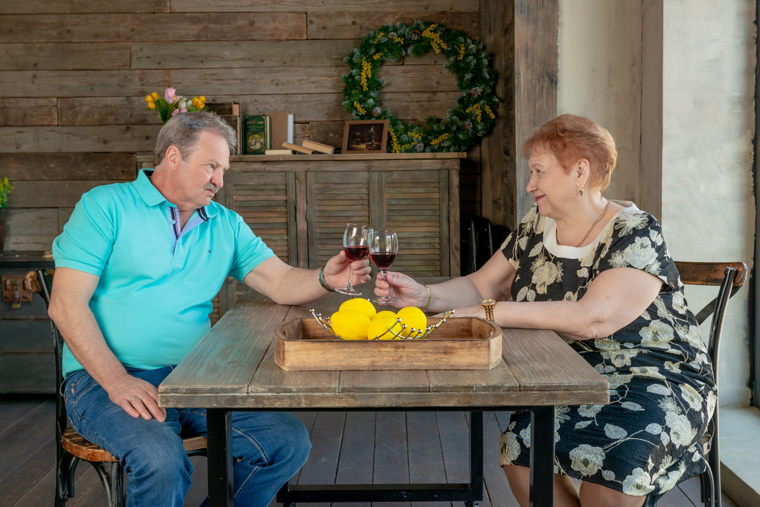 Photosession of a married couple in the studio. FOTÓGRAFO MÉXICO QUINTANA ROO