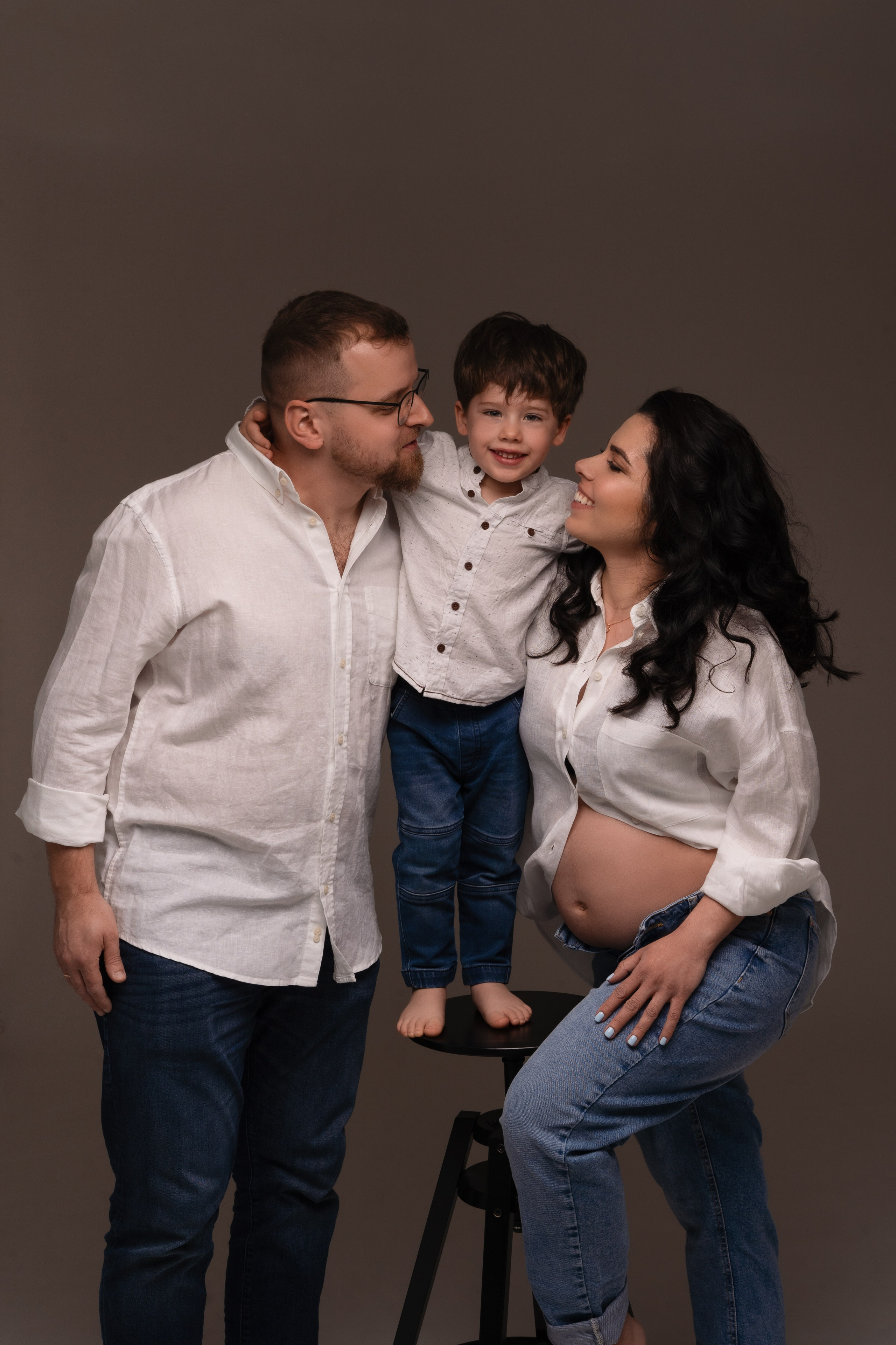 Sesja ciązowa. Fotograf Łódź - sesja ciążowa, noworodkowa, dziecięca. Studio w Łodzi