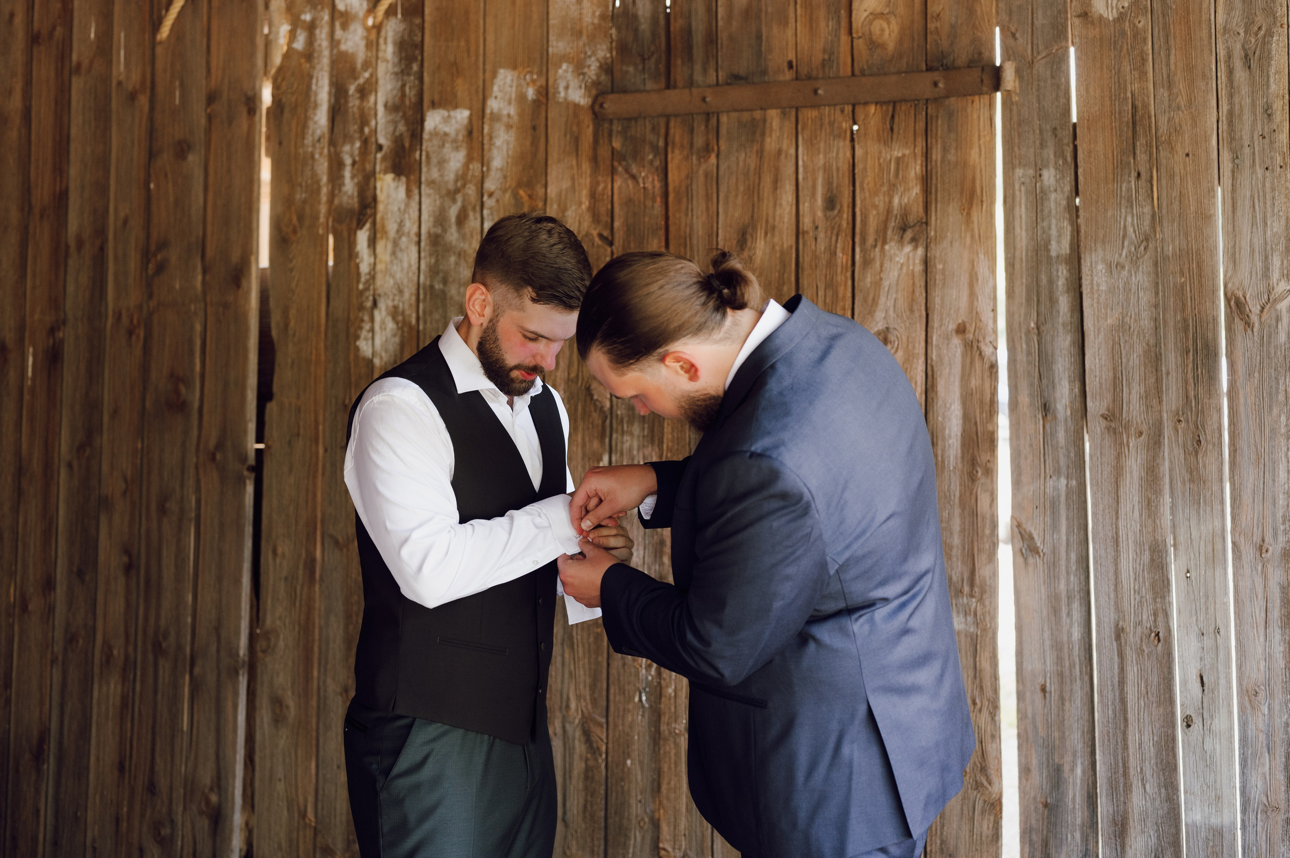 Kasia & Kuba | Wesele w stodole Owczarnia. Ślubny fotograf Poznań | Oliwia Makara