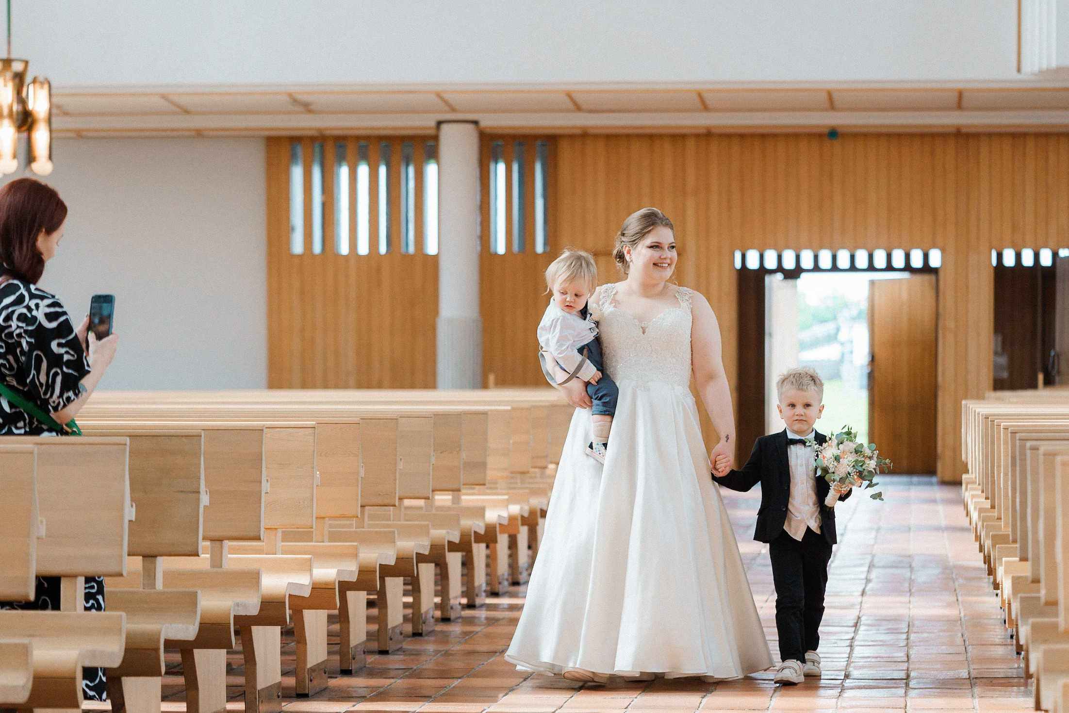 Charlotta ja Dennis, dokumentaarinen hääkuvaus Seinäjoki