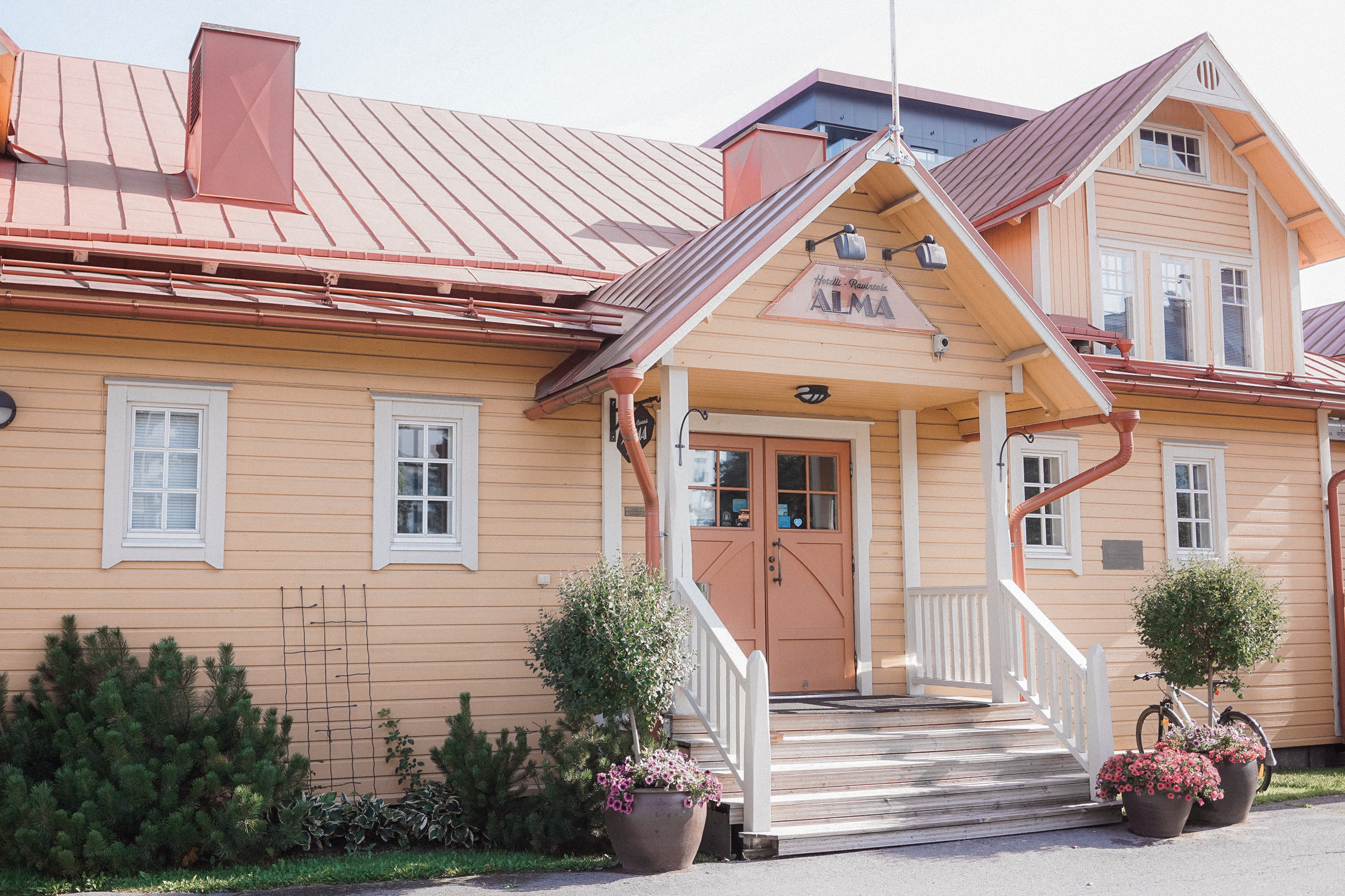 Charlotta ja Dennis, dokumentaarinen hääkuvaus Seinäjoki