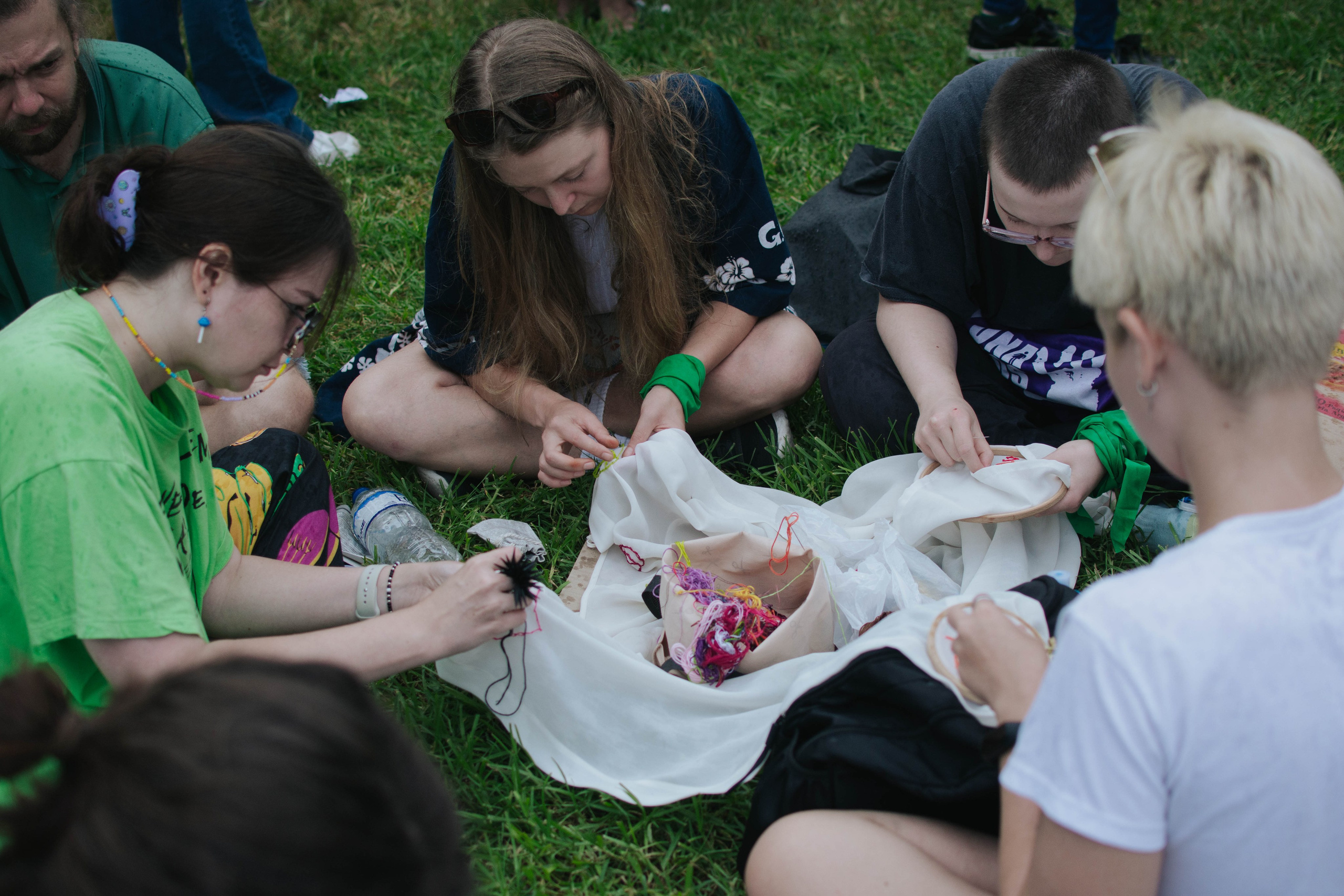 The Women’s March and our embroidery action. Reportage. Buenos Aires. Photographer @elmirkami in the city of Buenos Aires