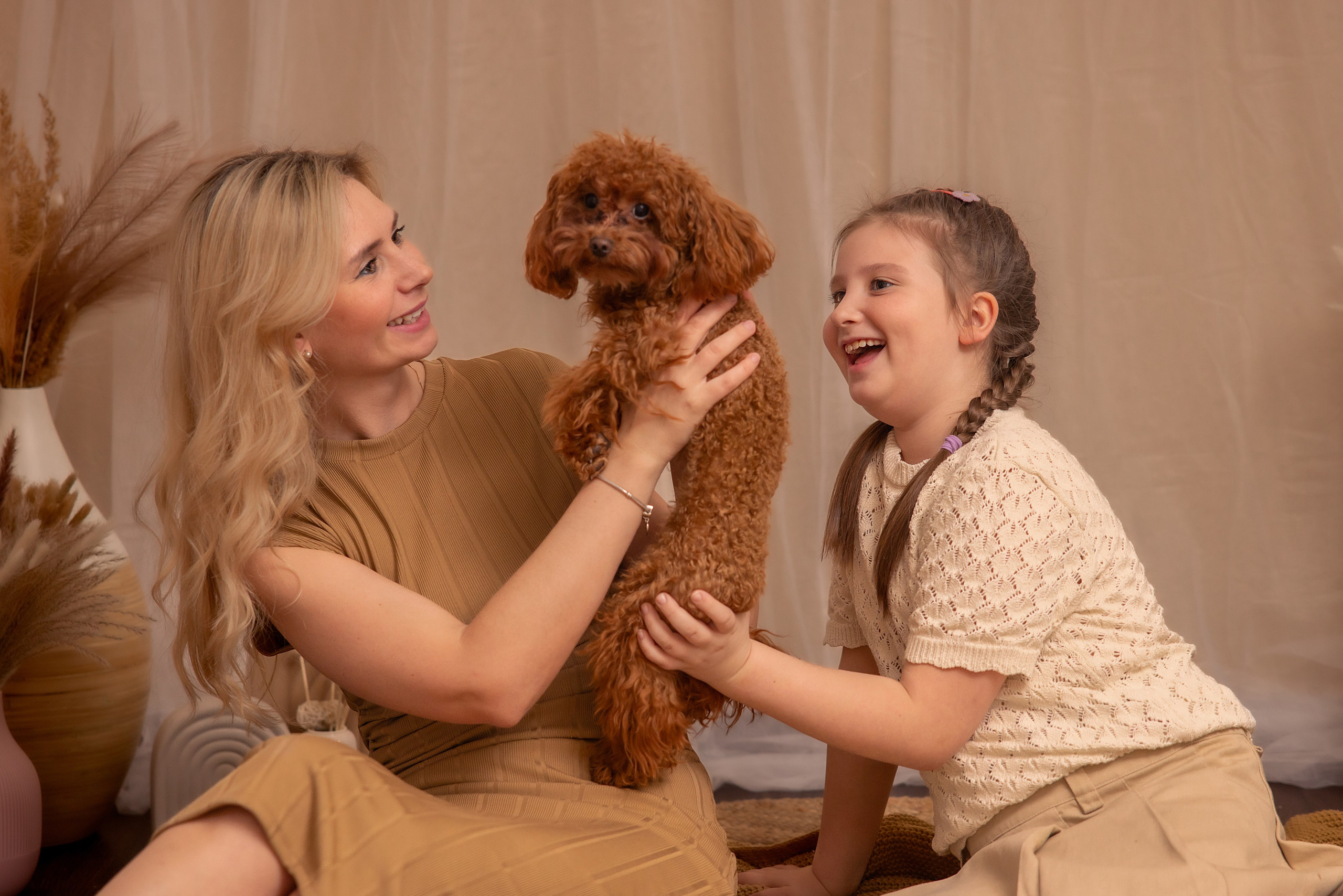 Familien-Fotoshooting in Dresden – natürliche & warme Momente. Fotografin in Dresden – Schwangerschaft, Familie & Kinder | Tatiana Mudryak