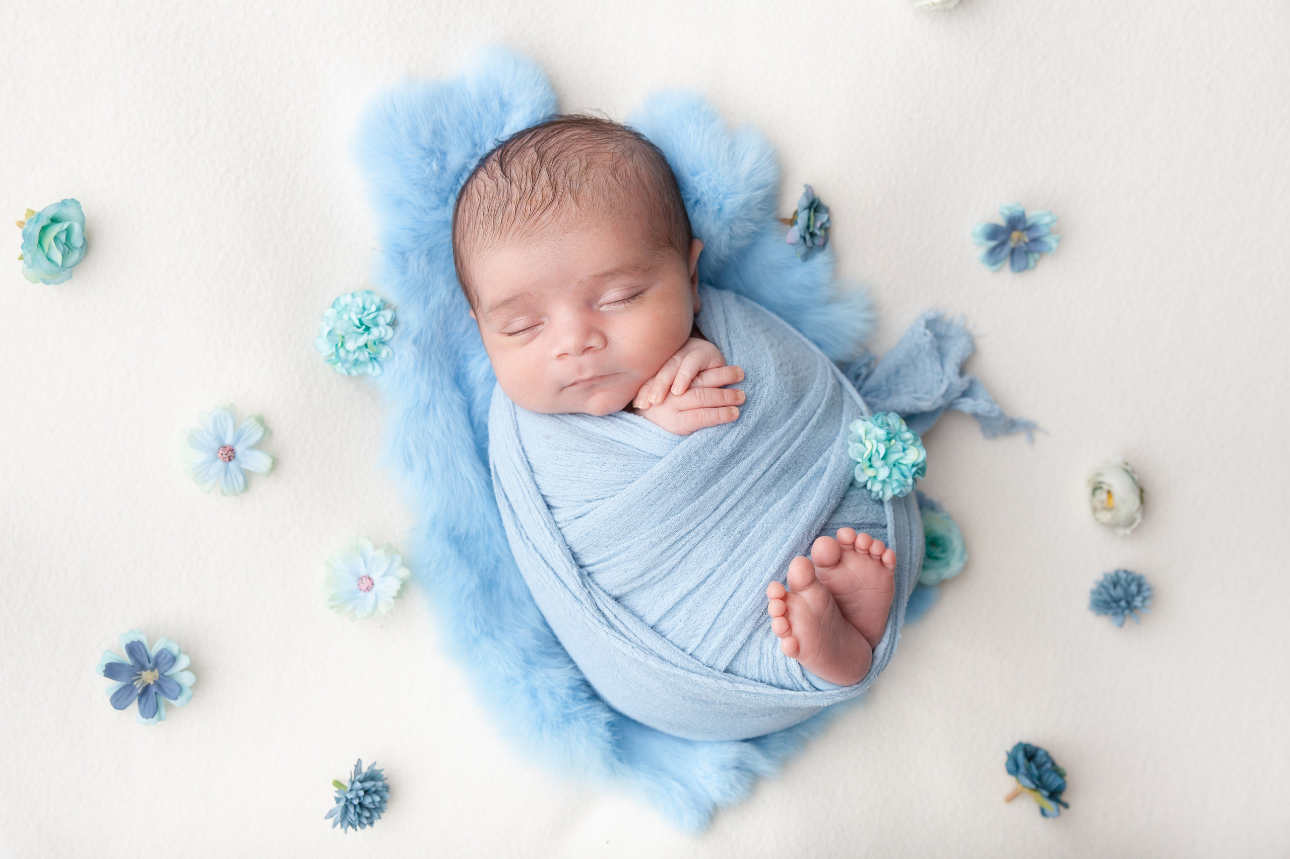 Newborn posing session. Marina Pravda Photography San Francisco Bay Area