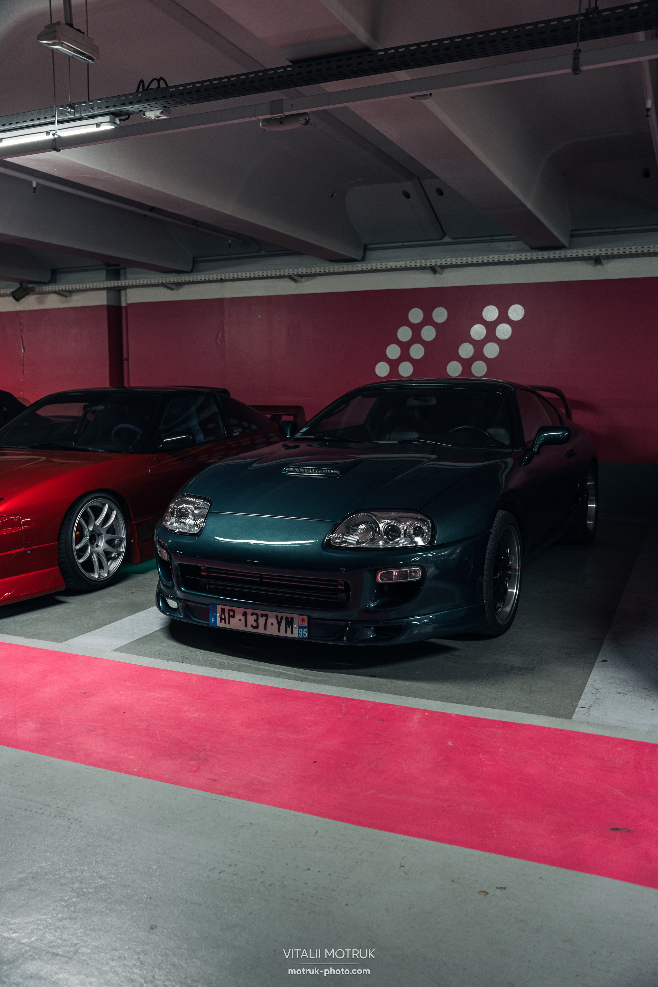Chika Japan 7. Photographer in Paris — Vitalii Motruk