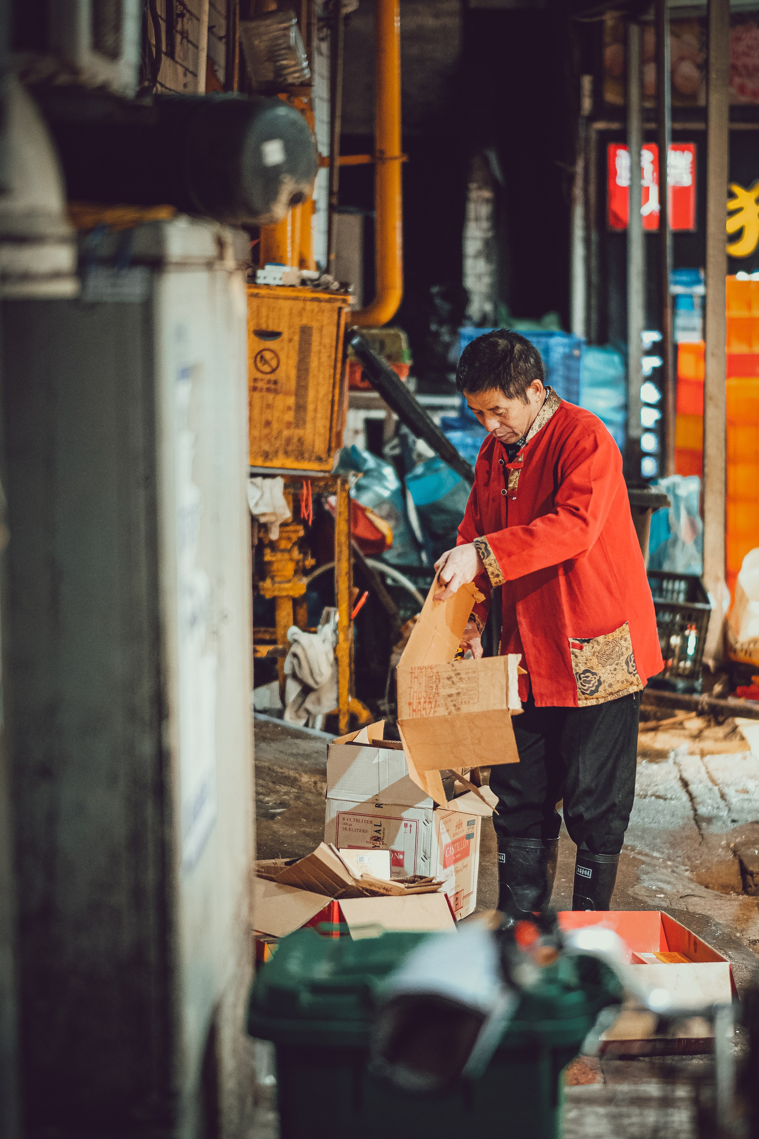 Candid Street Photography | Guangzhou City Photos | 广州塔 |📍 China