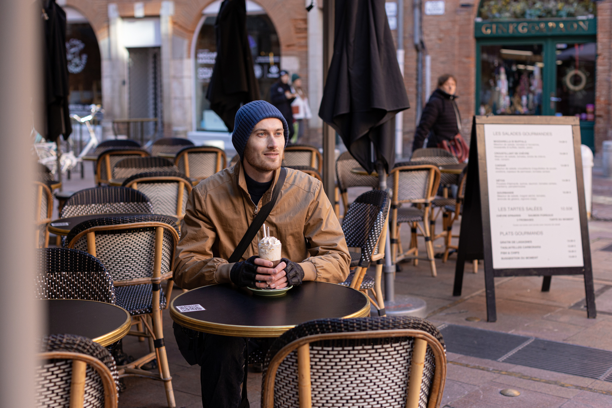 Individual photo portrait for Daniel in Toulouse city centre. Eugénie Smirnova — your photographer in Toulouse and southwest France