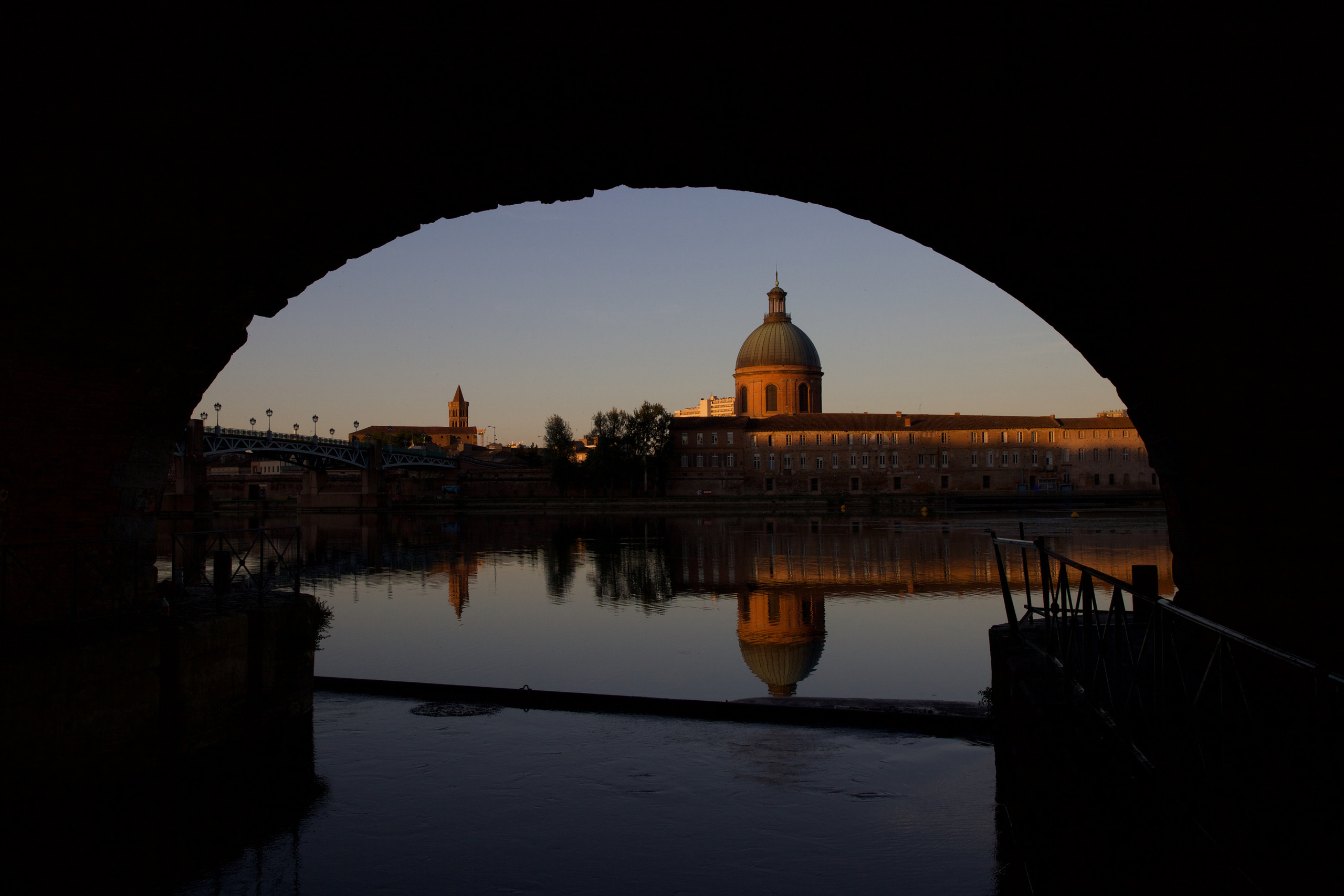 Toulouse photo walk. Eugénie Smirnova — your photographer in Toulouse and southwest France
