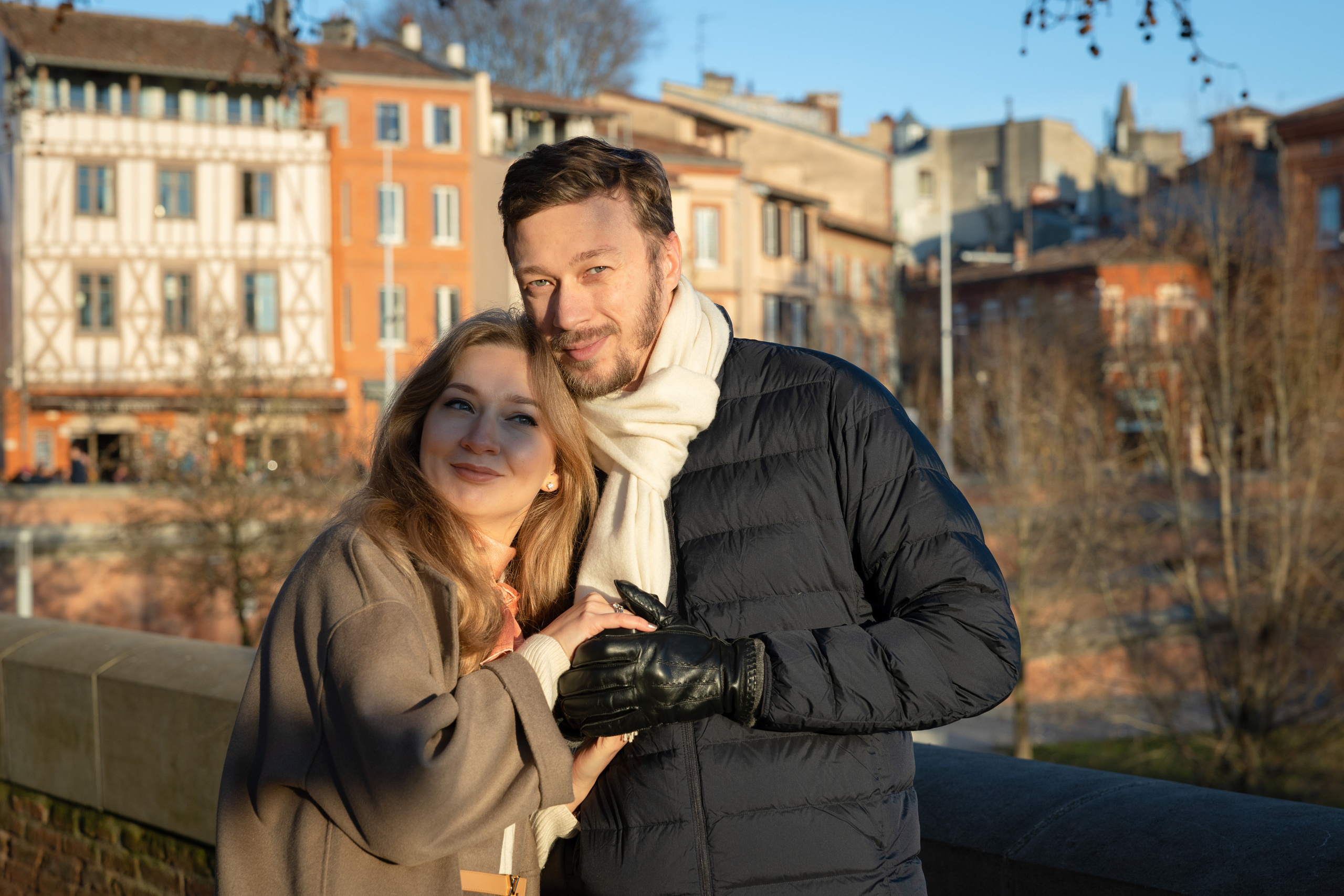 Séance photo de famille à Toulouse pour la famille de Yana. Eugénie Smirnova — photographe à Toulouse et dans le sud-ouest de la France