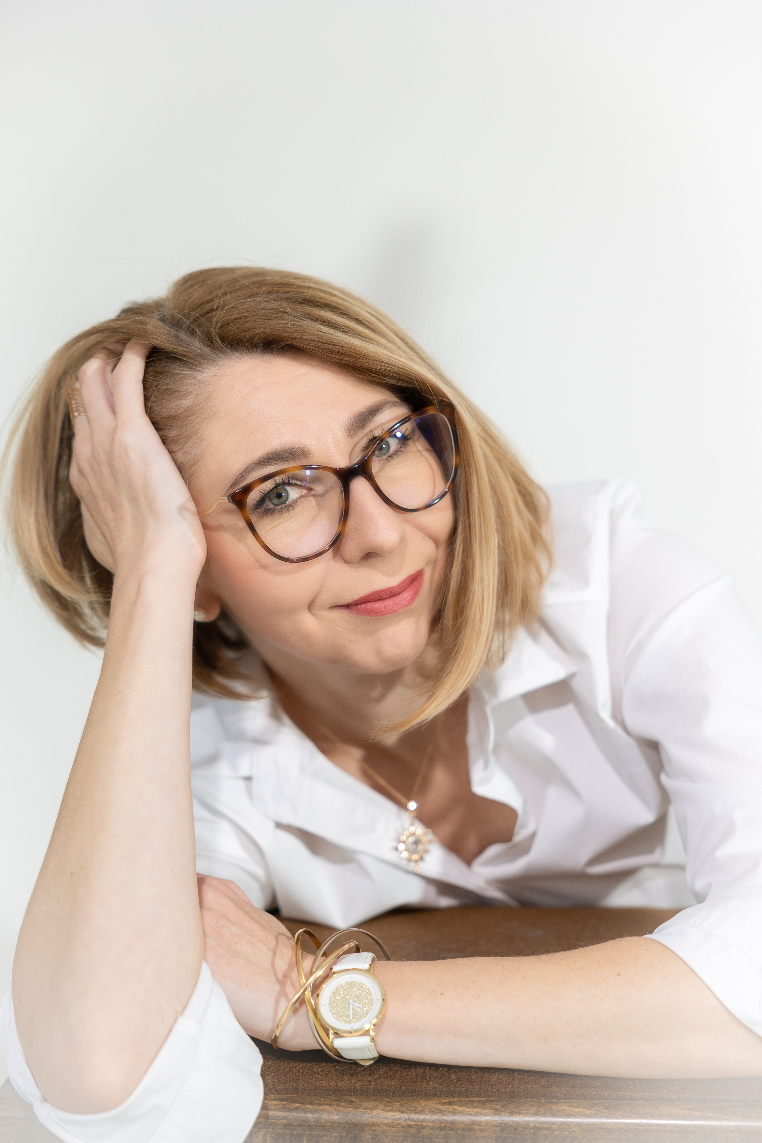 Personal branding photo session for sommelier Inessa. Eugénie Smirnova — photographe à Toulouse et dans le sud-ouest de la France