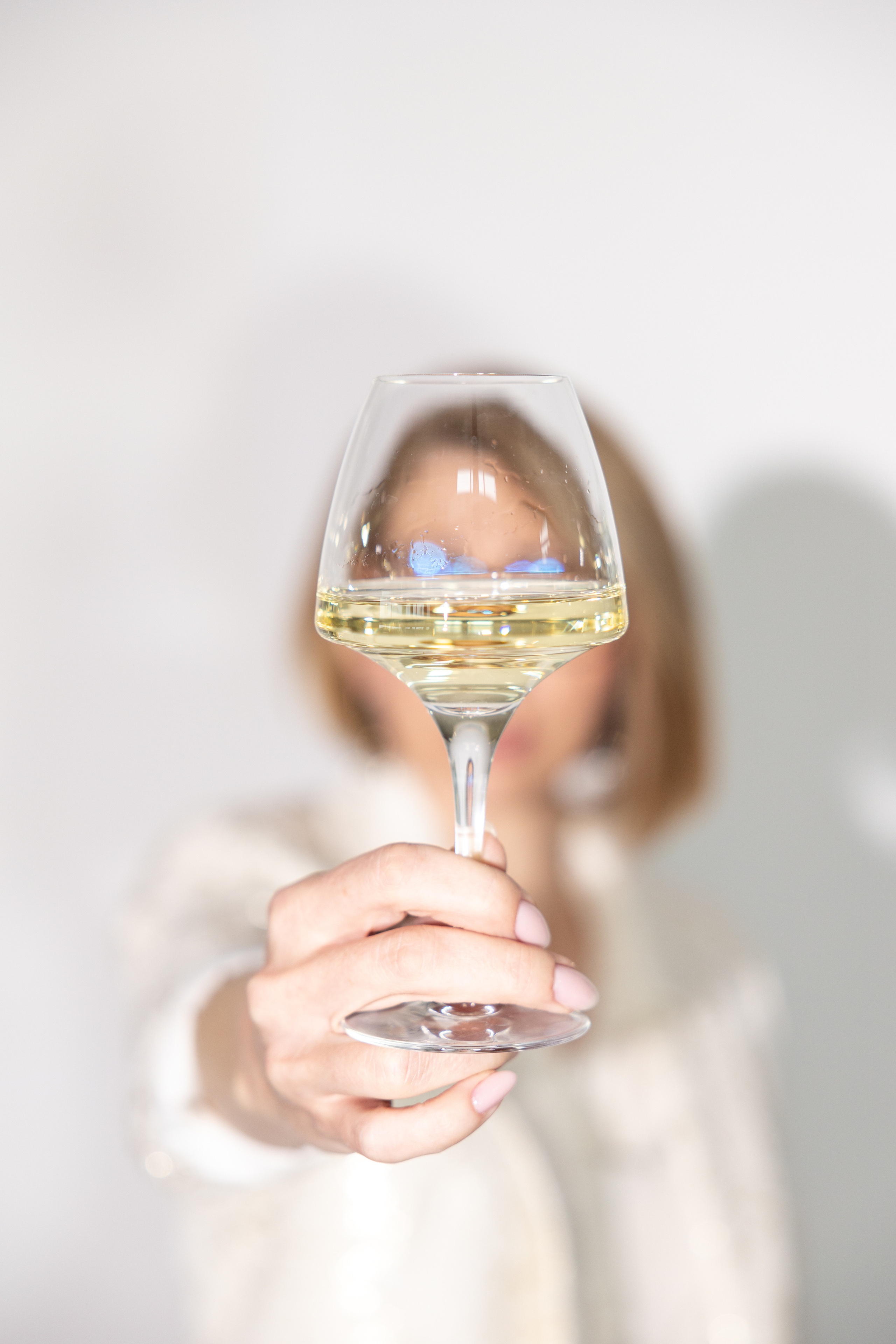 Personal branding photo session for sommelier Inessa. Eugénie Smirnova — photographe à Toulouse et dans le sud-ouest de la France