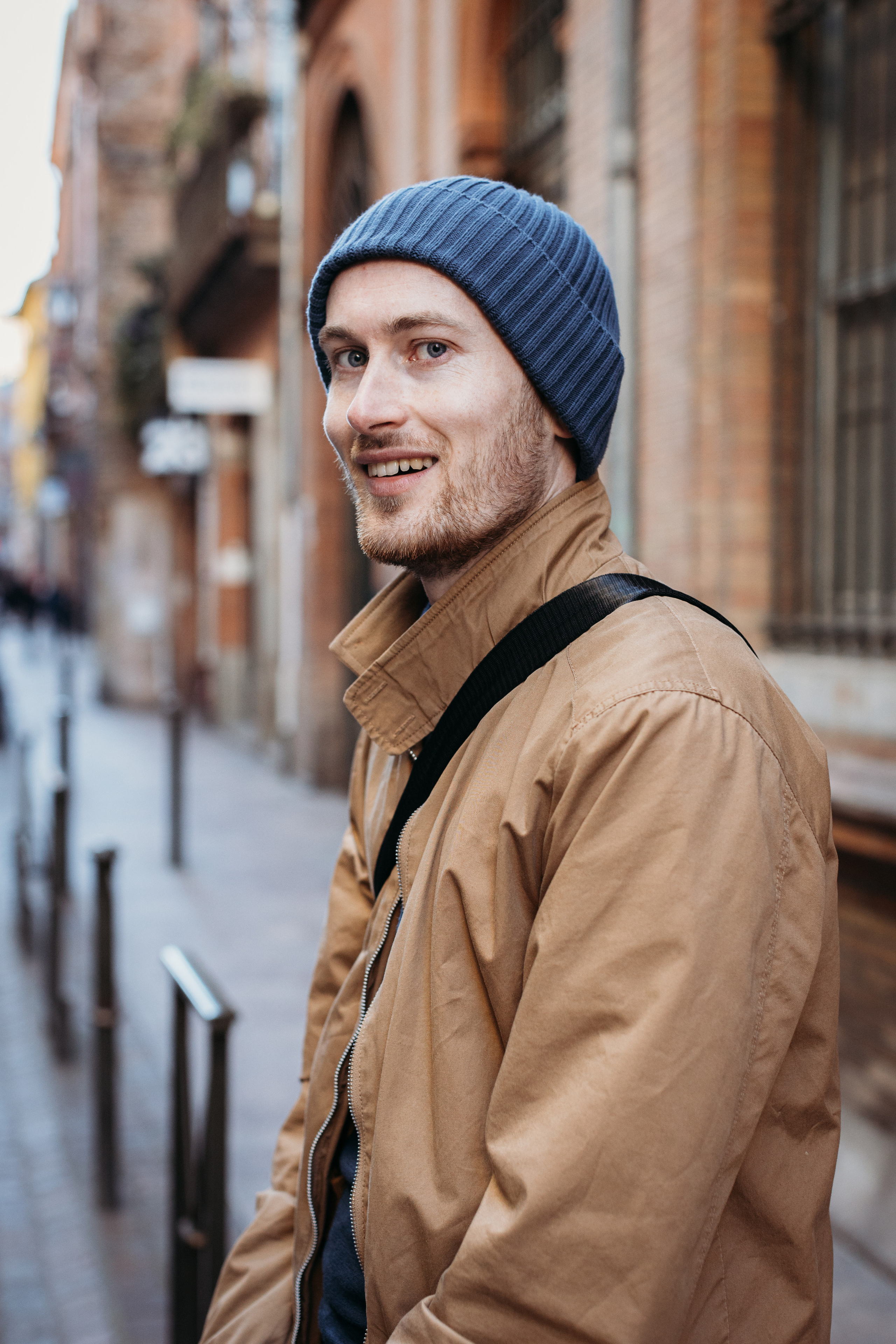 Individual photo portrait for Daniel in Toulouse city centre. Eugénie Smirnova — your photographer in Toulouse and southwest France