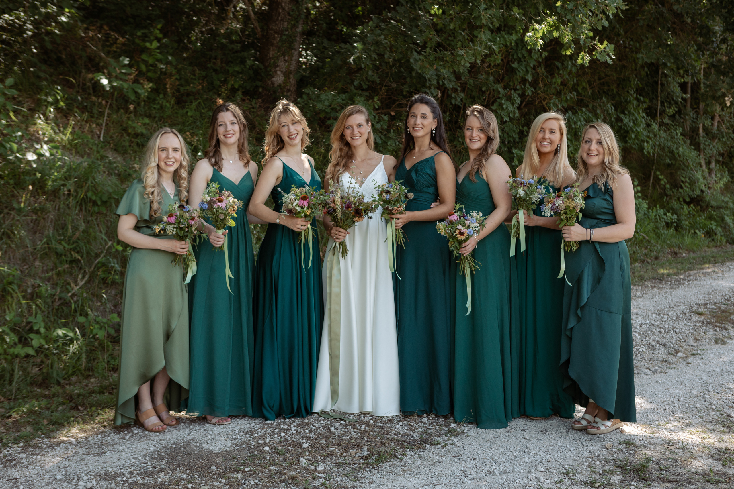 British — scottish wedding in Souquet Hall, Aquitaine, France. Eugénie Smirnova — your photographer in Toulouse and southwest France