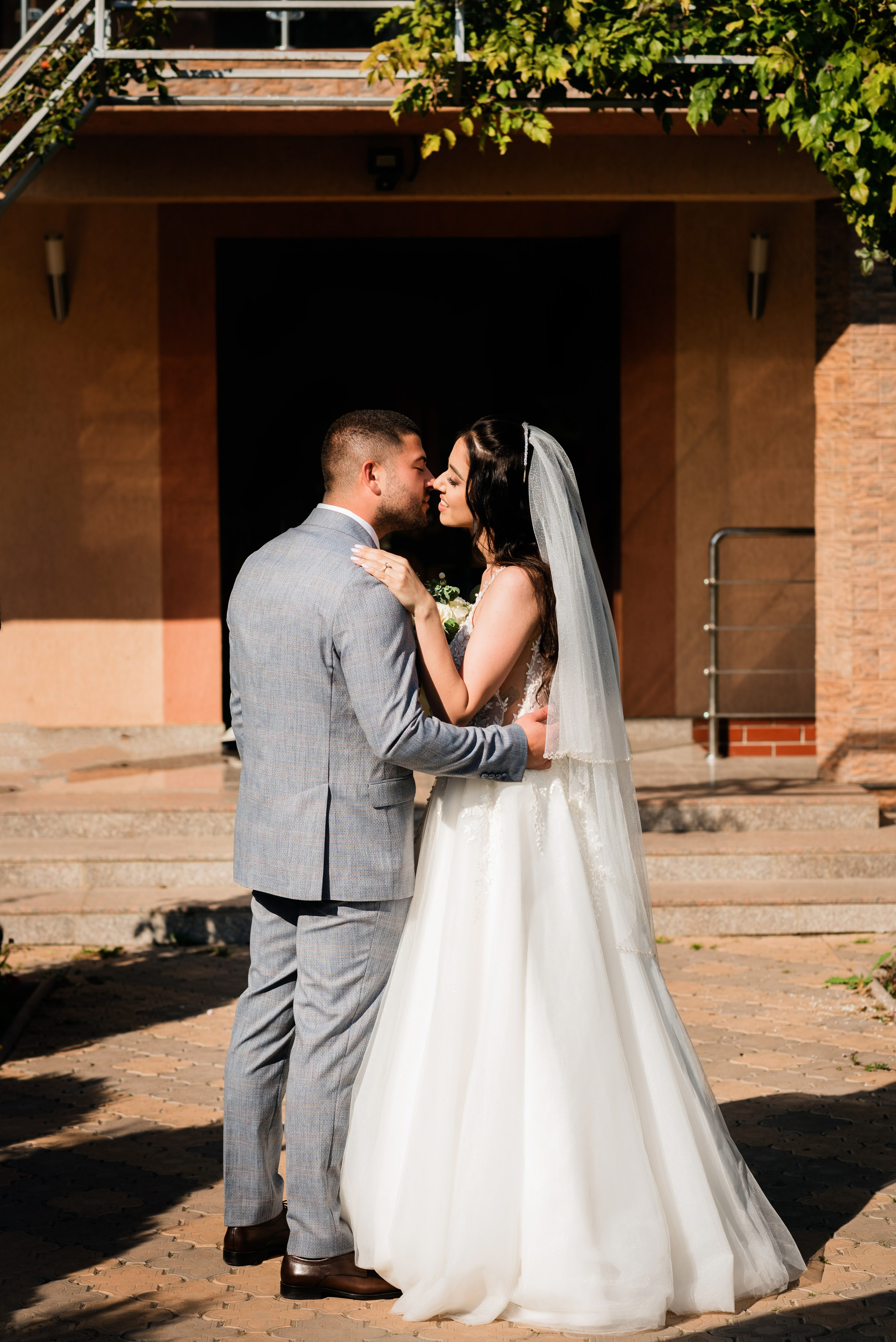 Elena & Cristi. Acasă