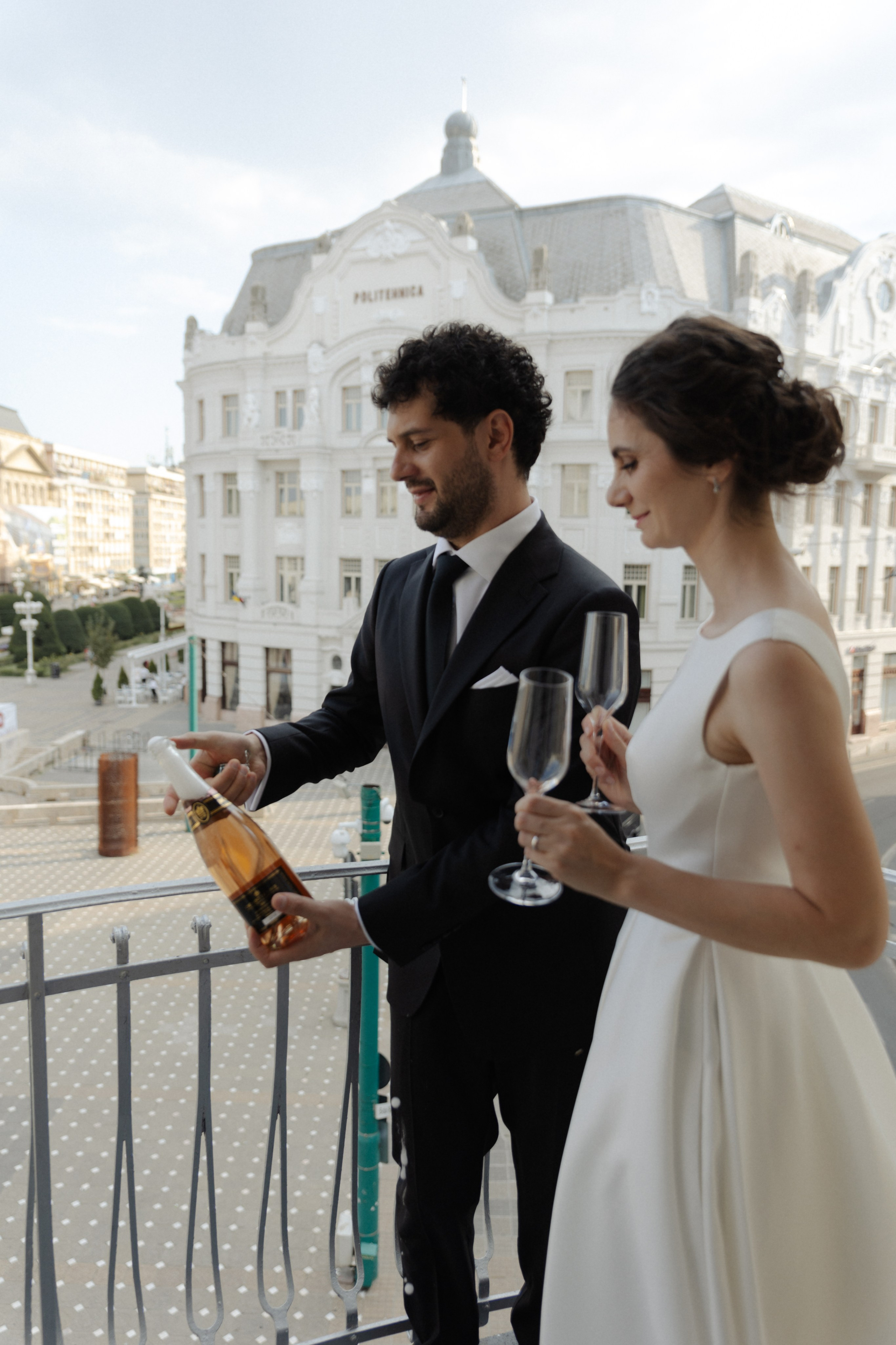 George & Alina | Wedding at Hotel Timisoara. Wedding photographer and videographer based in Timisoara, Romania