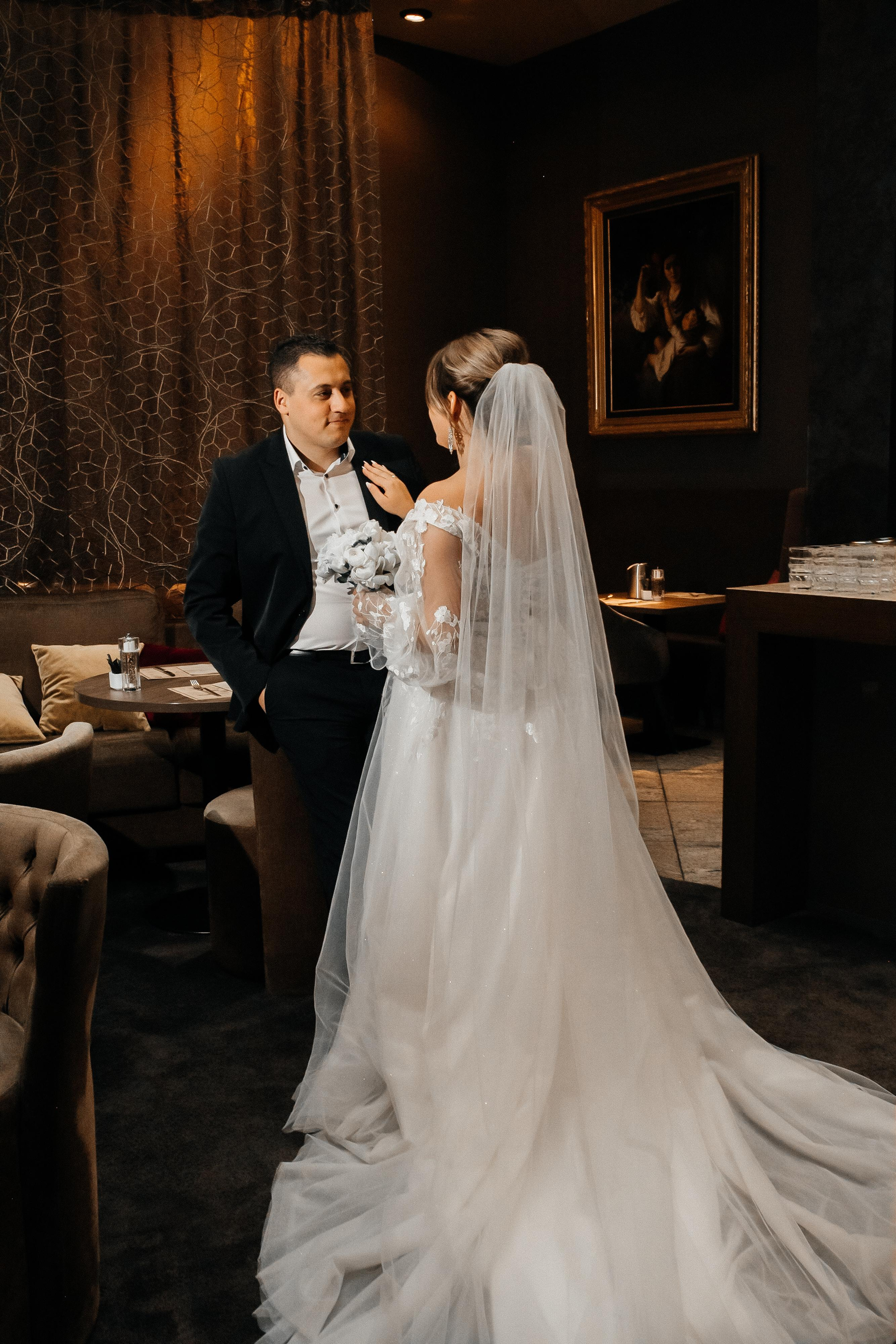 Elvira & Mnaz. Anna Saribekyan – Beste Hochzeitsfotografin in Würzburg, Top 10 in Deutschland