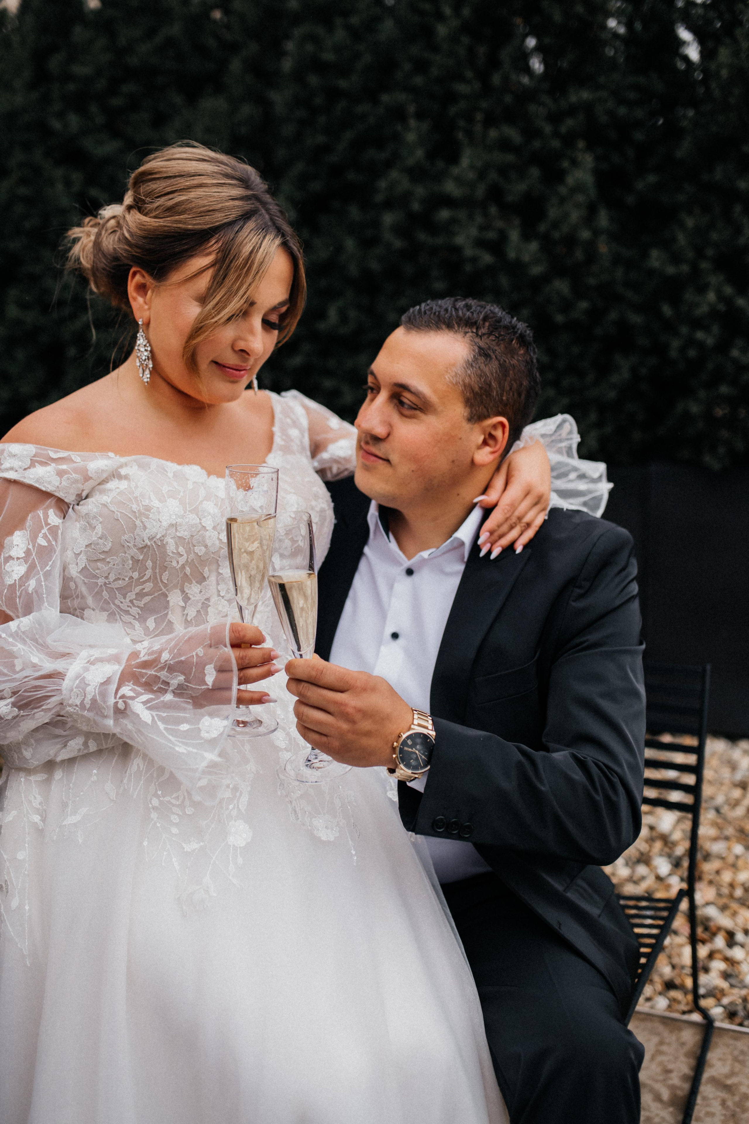 Elvira & Mnaz. Anna Saribekyan – Beste Hochzeitsfotografin in Würzburg, Top 10 in Deutschland