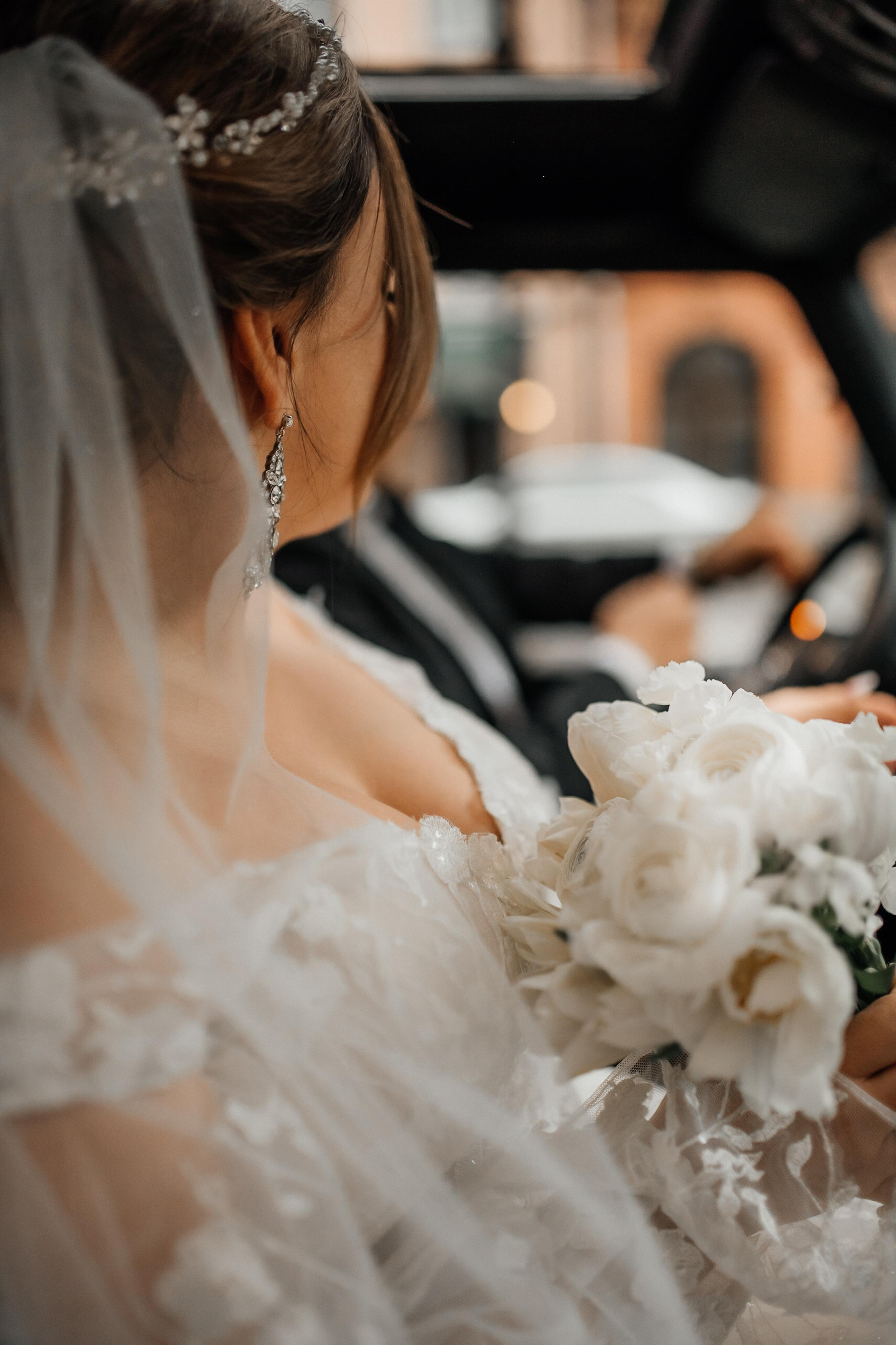 Elvira & Mnaz. Anna Saribekyan – Beste Hochzeitsfotografin in Würzburg, Top 10 in Deutschland