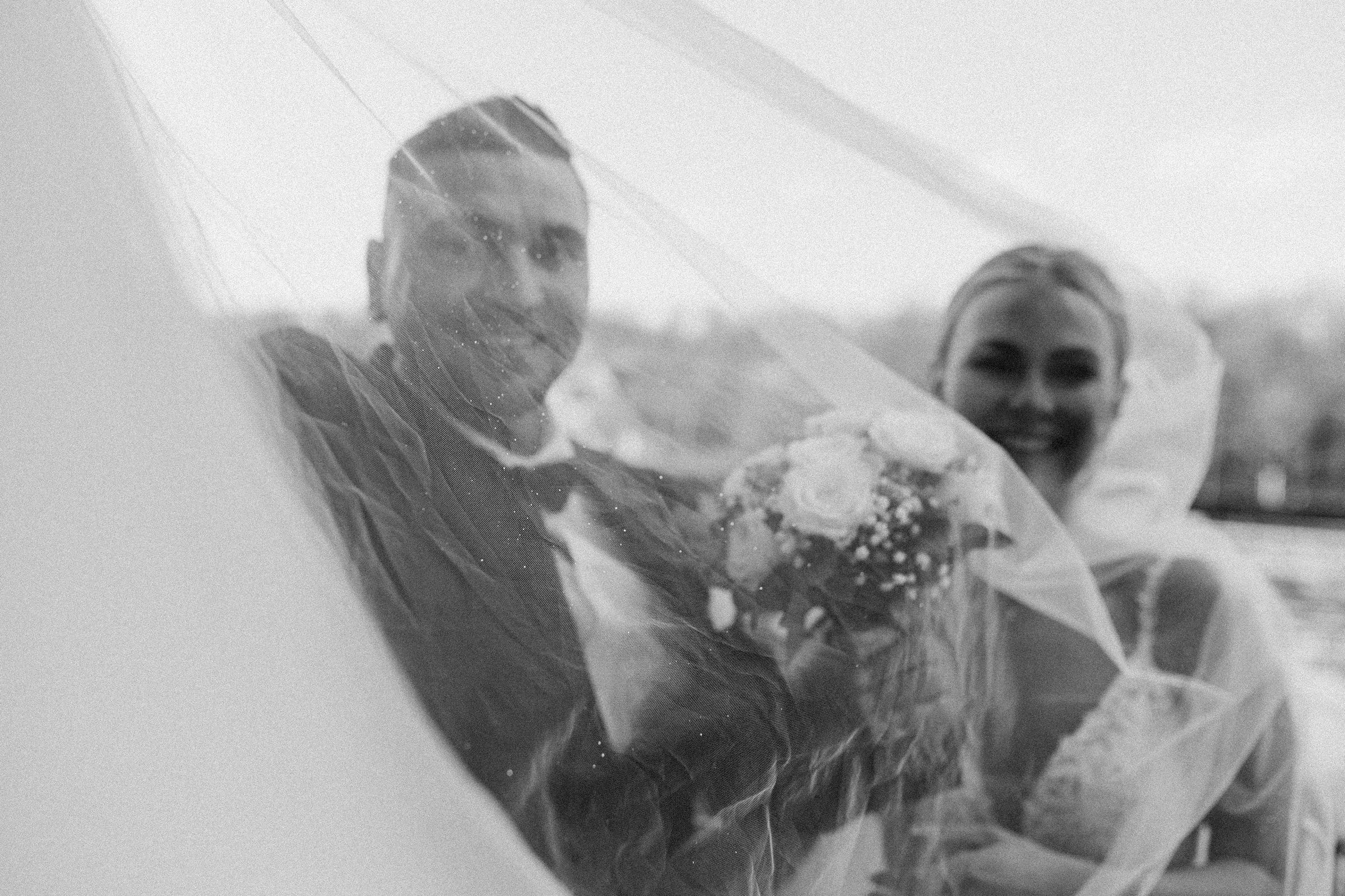 Brautpaarshooting in Schloss Ludwigsburg. Anna Saribekyan – Beste Hochzeitsfotografin in Würzburg, Top 10 in Deutschland