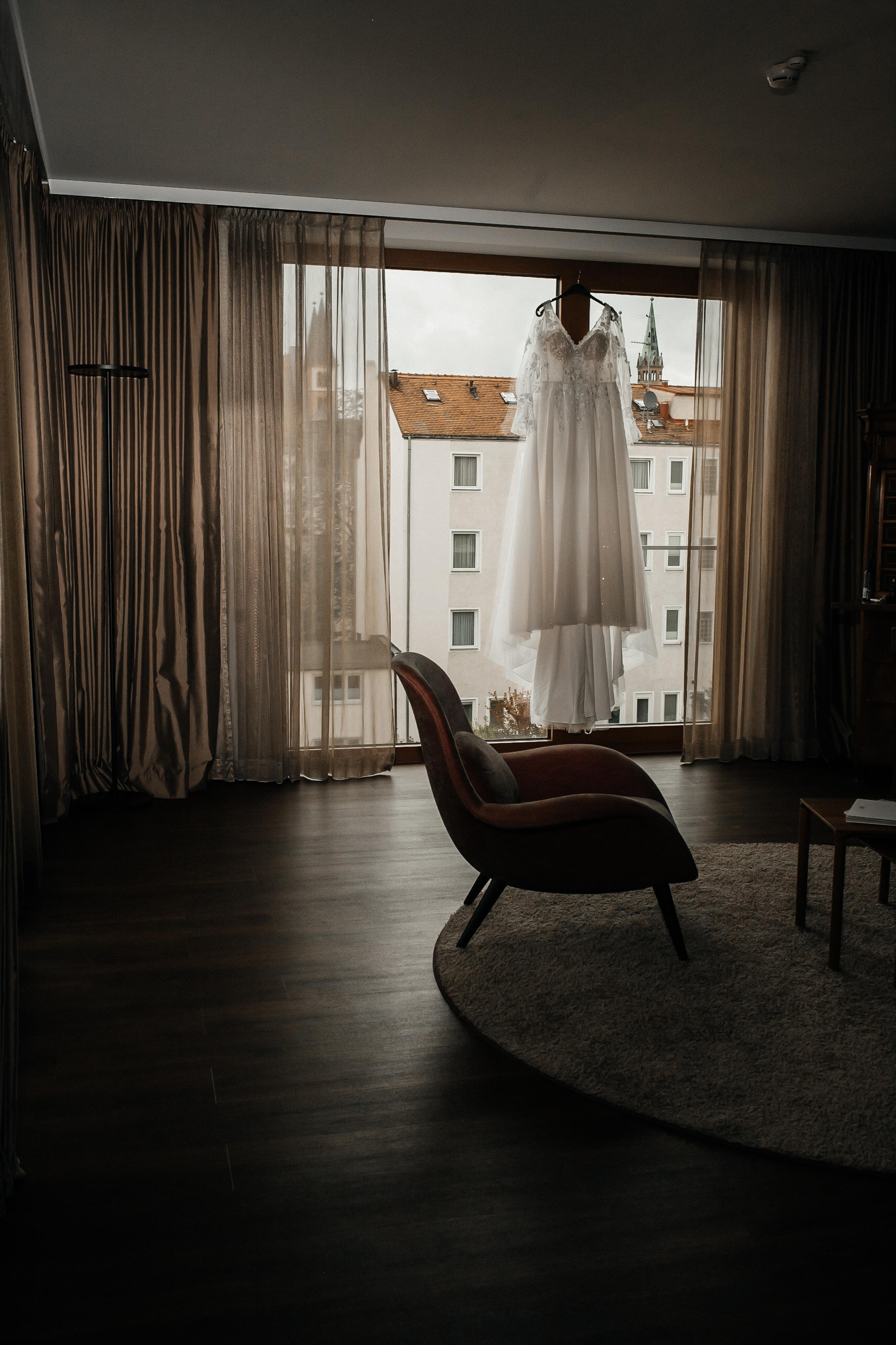Elvira & Mnaz. Anna Saribekyan – Beste Hochzeitsfotografin in Würzburg, Top 10 in Deutschland