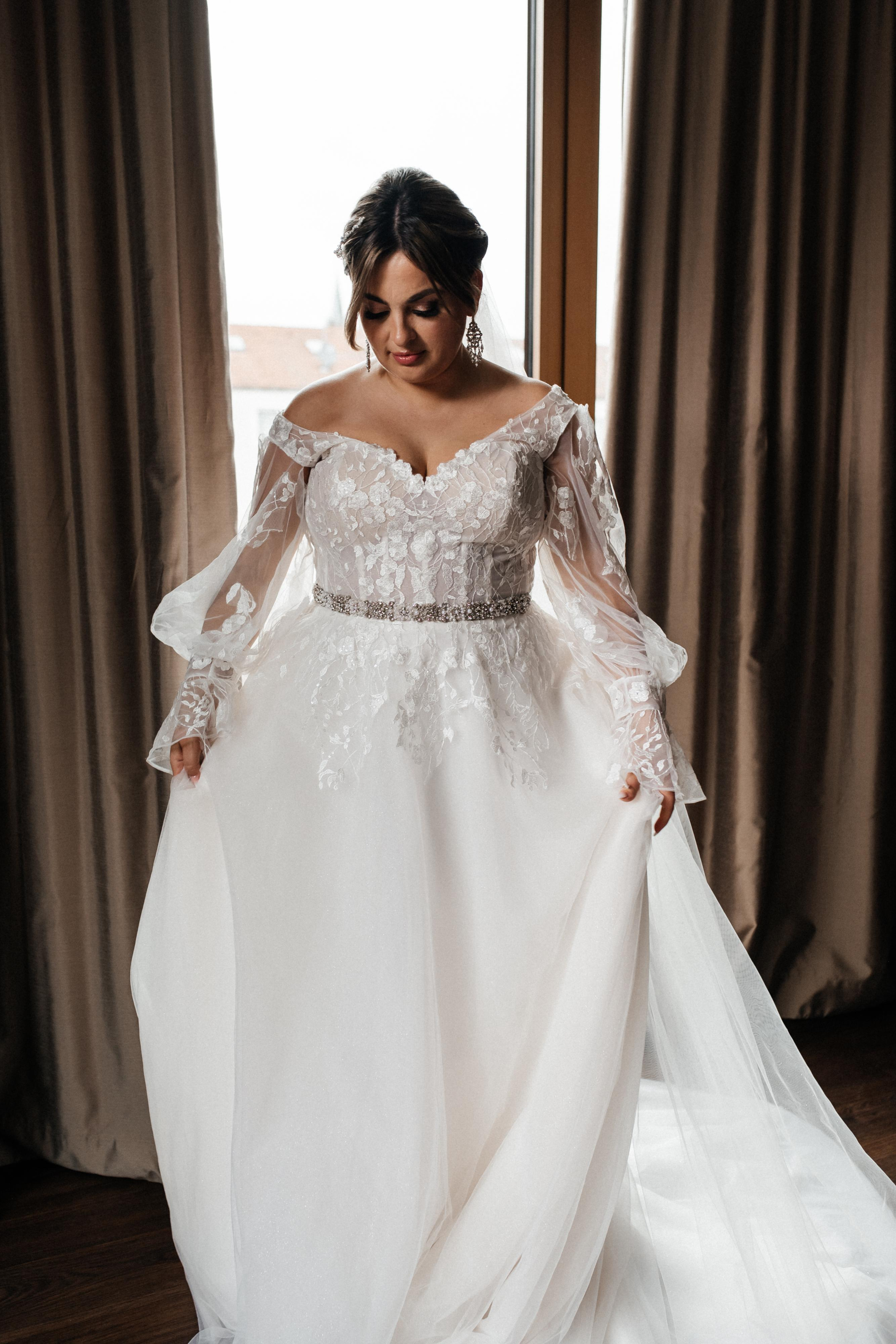 Elvira & Mnaz. Anna Saribekyan – Beste Hochzeitsfotografin in Würzburg, Top 10 in Deutschland