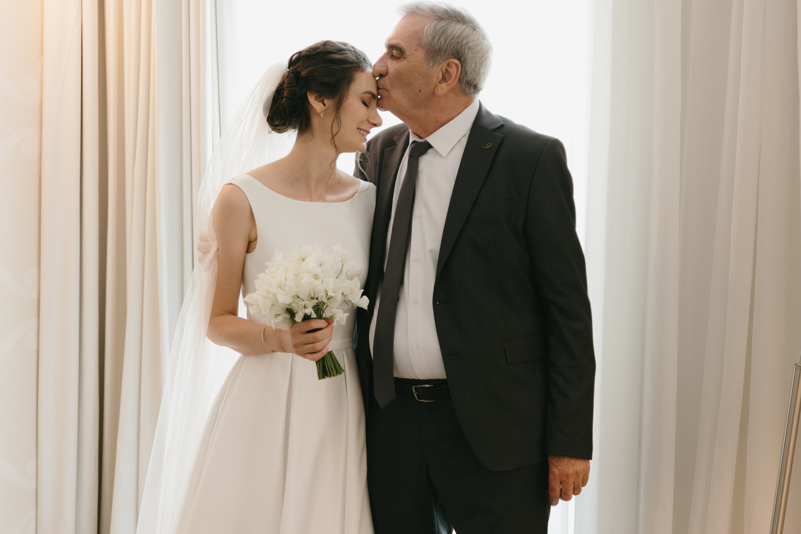 George & Alina | Wedding at Hotel Timisoara. Wedding photographer and videographer based in Timisoara, Romania