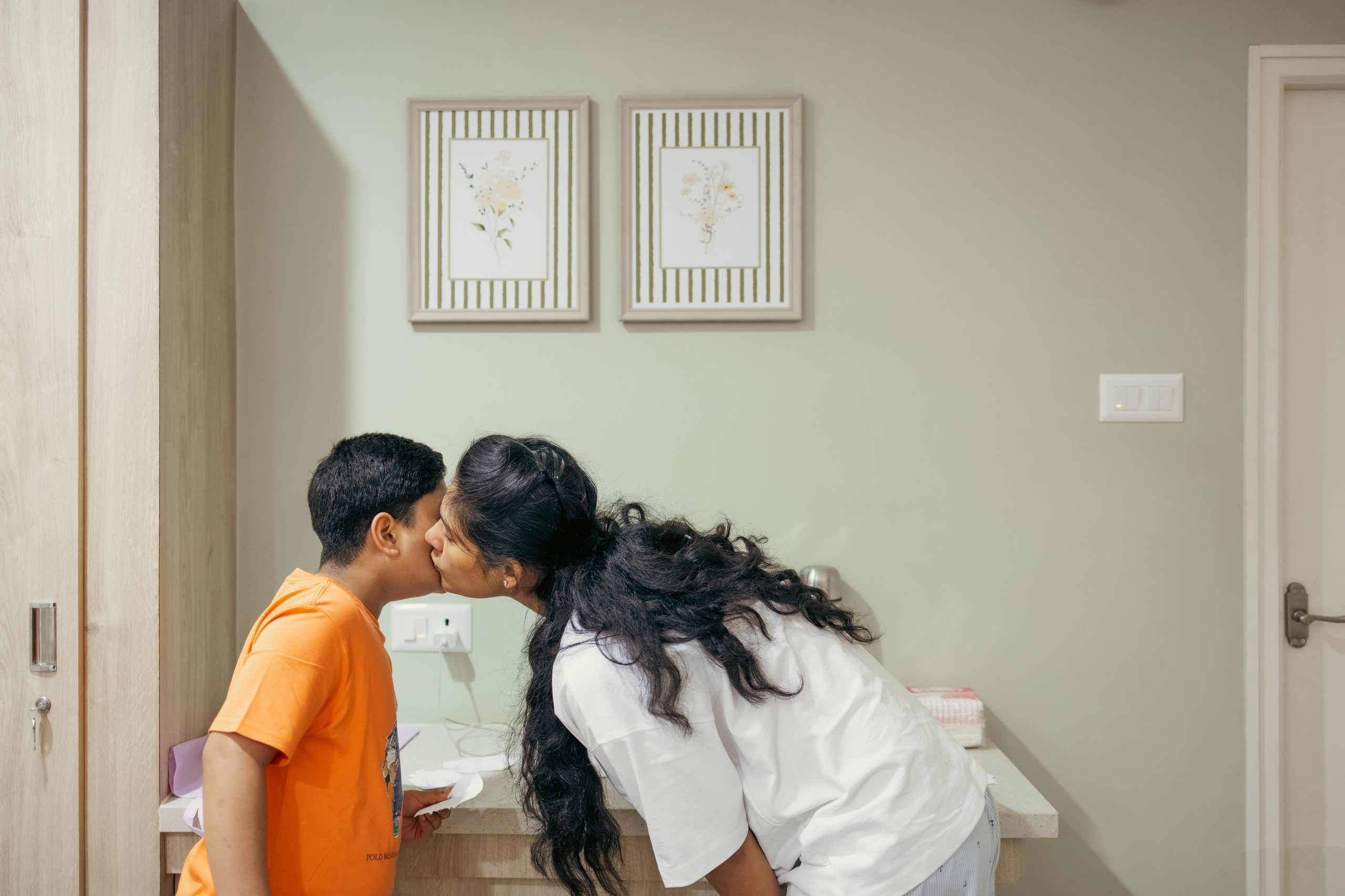 Birth & Hospital Session. BABY & FAMILY - MATERNITY - WEDDINGS & EVENTS - COMMERCIALS & CORPORATE | GOWTHAMAN SIVARAJ