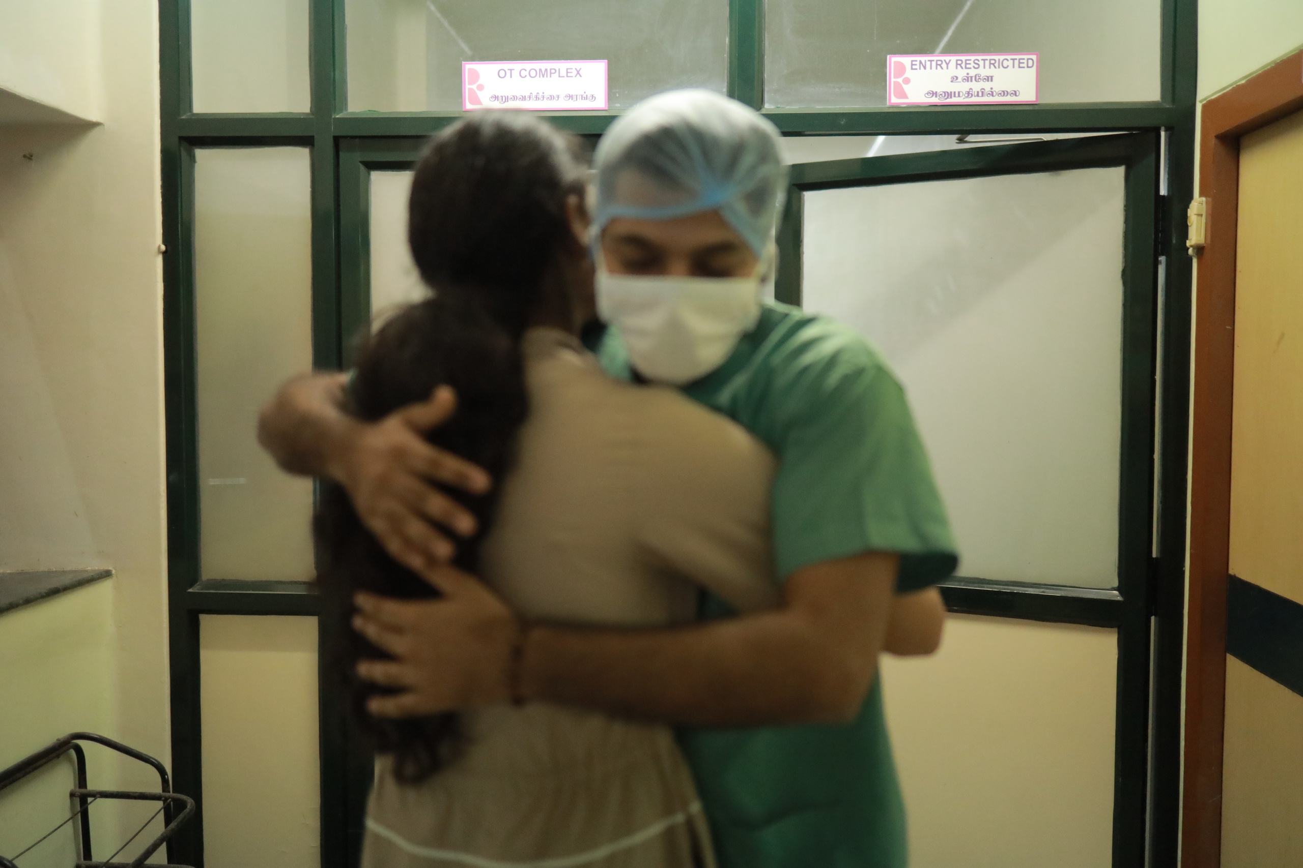 Birth & Hospital Session. BABY & FAMILY - MATERNITY - WEDDINGS & EVENTS - COMMERCIALS & CORPORATE | GOWTHAMAN SIVARAJ