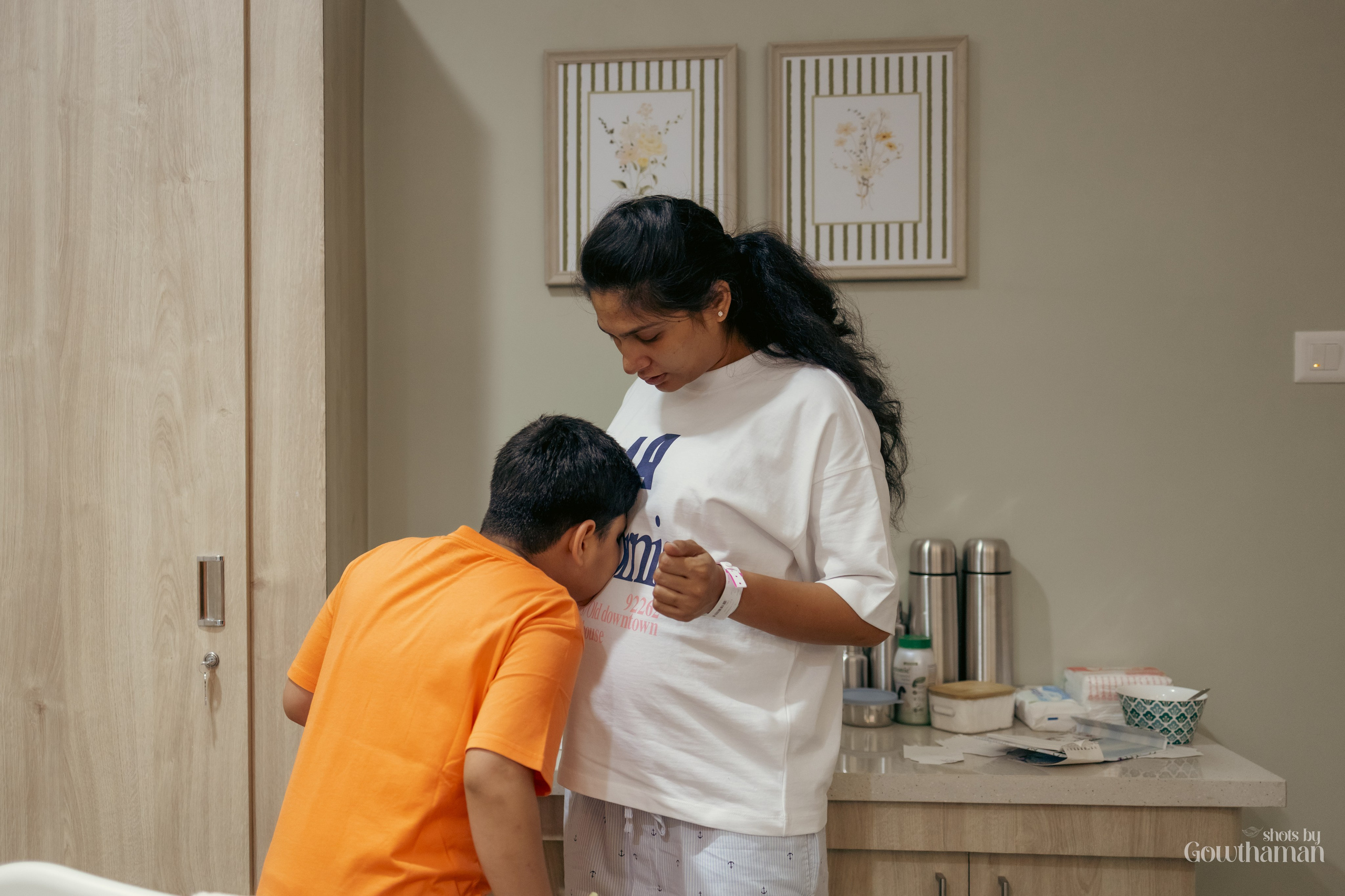 Birth & Hospital Session. BABY & FAMILY - MATERNITY - WEDDINGS & EVENTS - COMMERCIALS & CORPORATE | GOWTHAMAN SIVARAJ