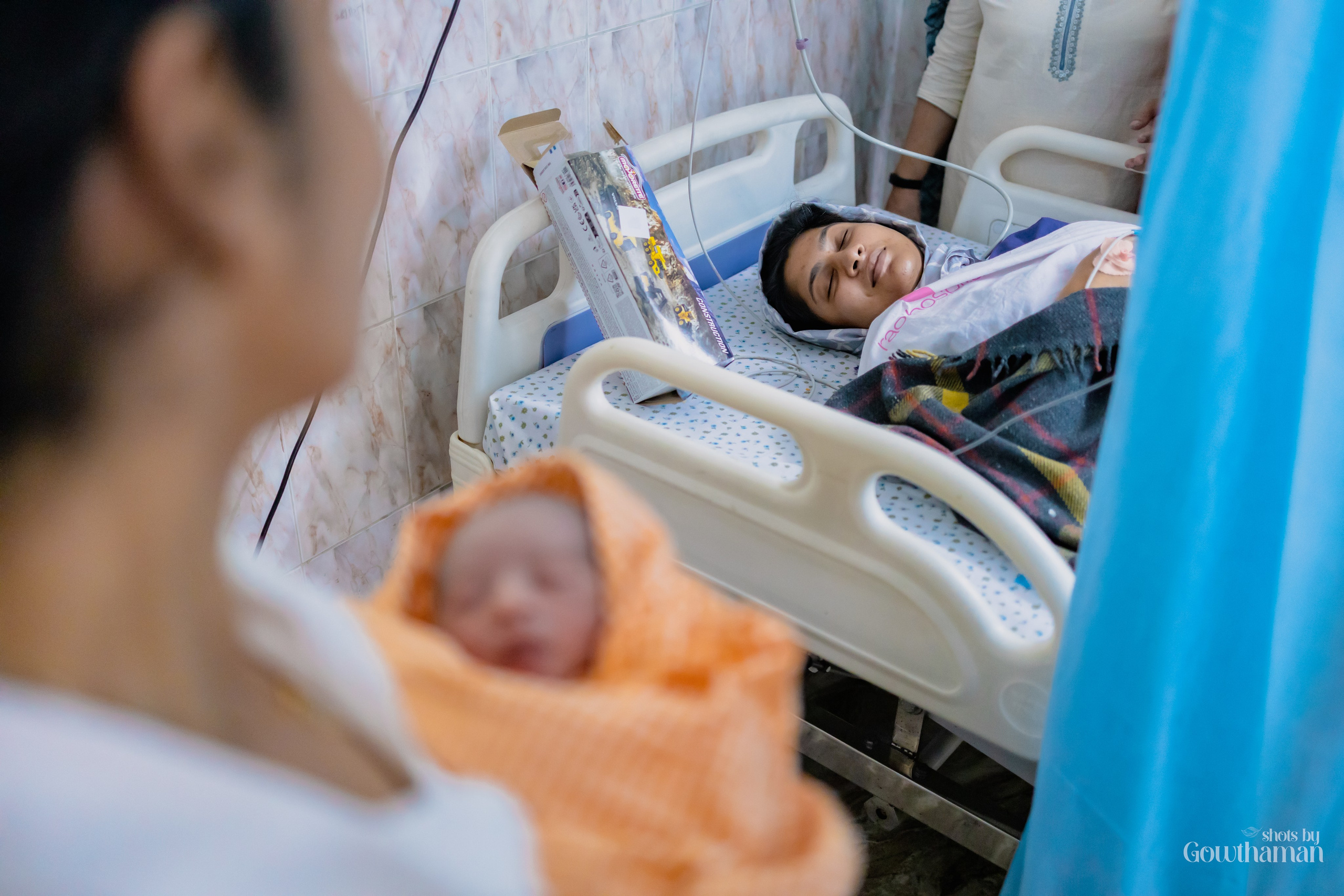 Birth & Hospital Session. BABY & FAMILY - MATERNITY - WEDDINGS & EVENTS - COMMERCIALS & CORPORATE | GOWTHAMAN SIVARAJ