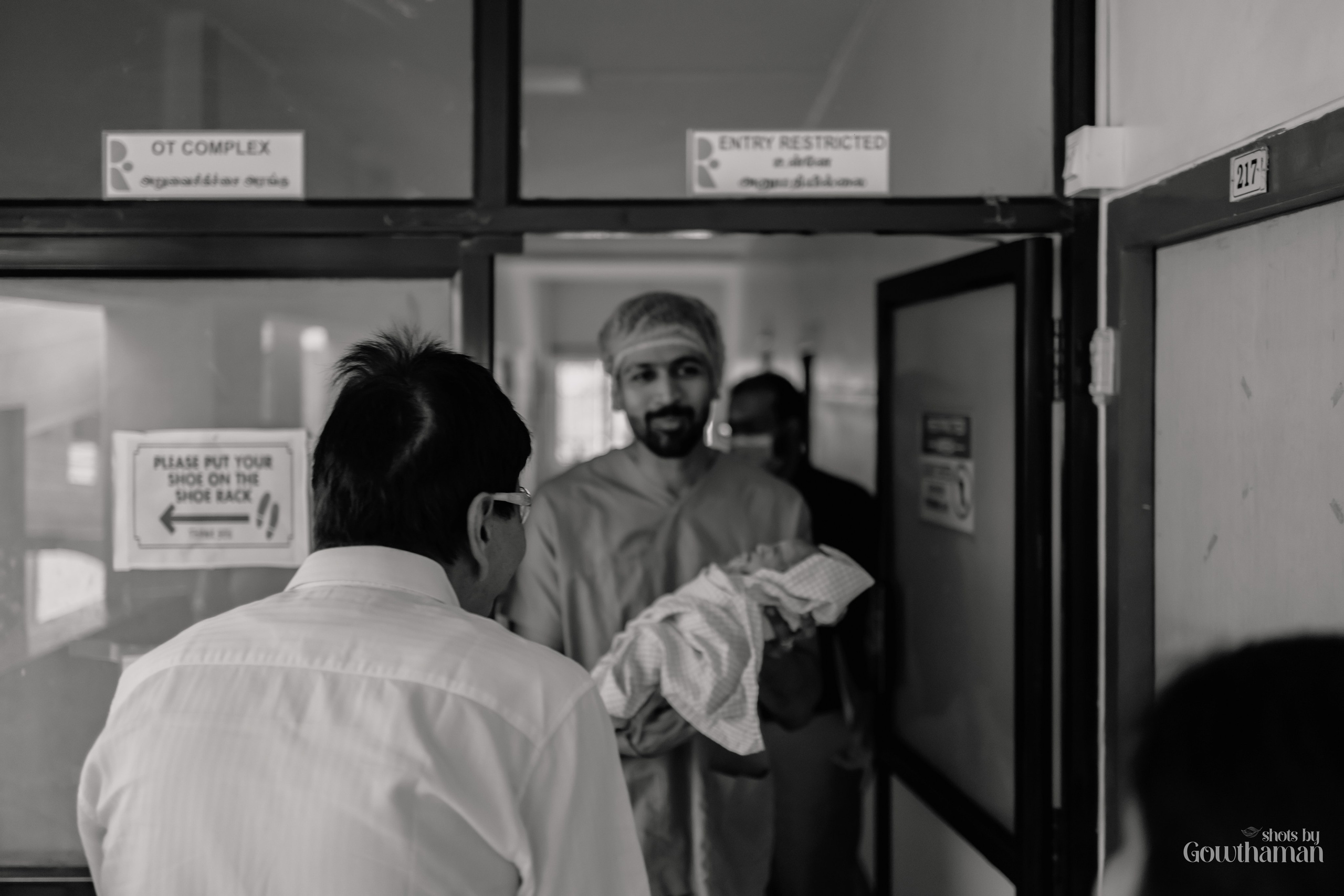 Birth & Hospital Session. BABY & FAMILY - MATERNITY - WEDDINGS & EVENTS - COMMERCIALS & CORPORATE | GOWTHAMAN SIVARAJ