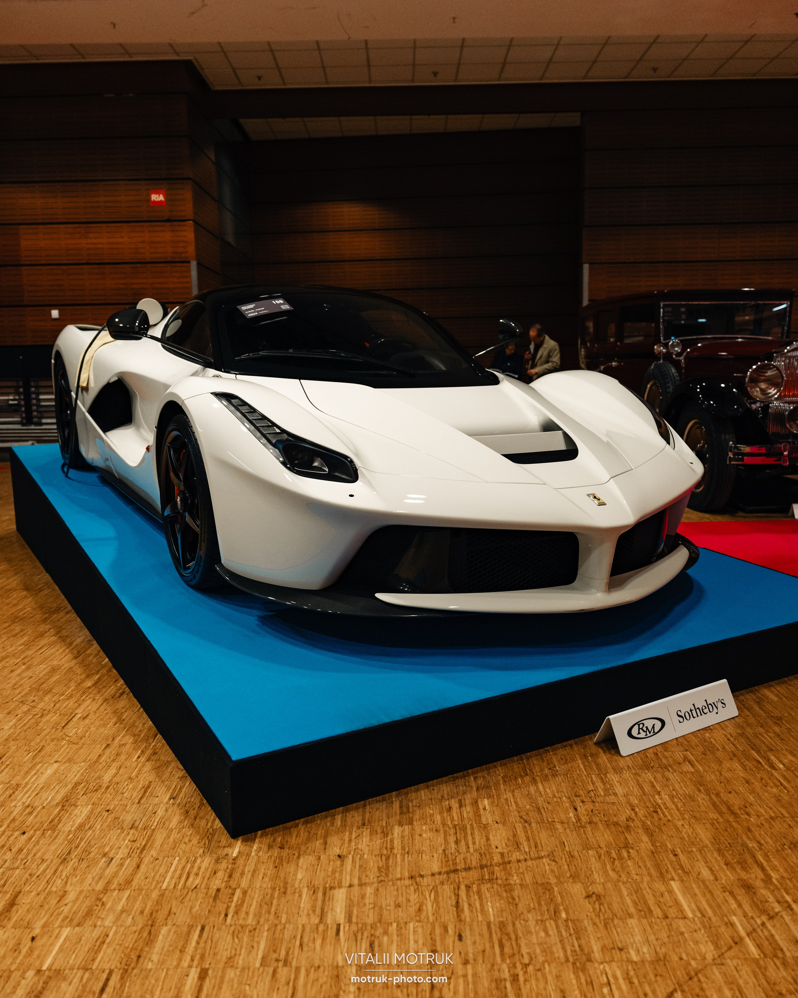 RM Sotheby’s. Photographer in Paris — Vitalii Motruk