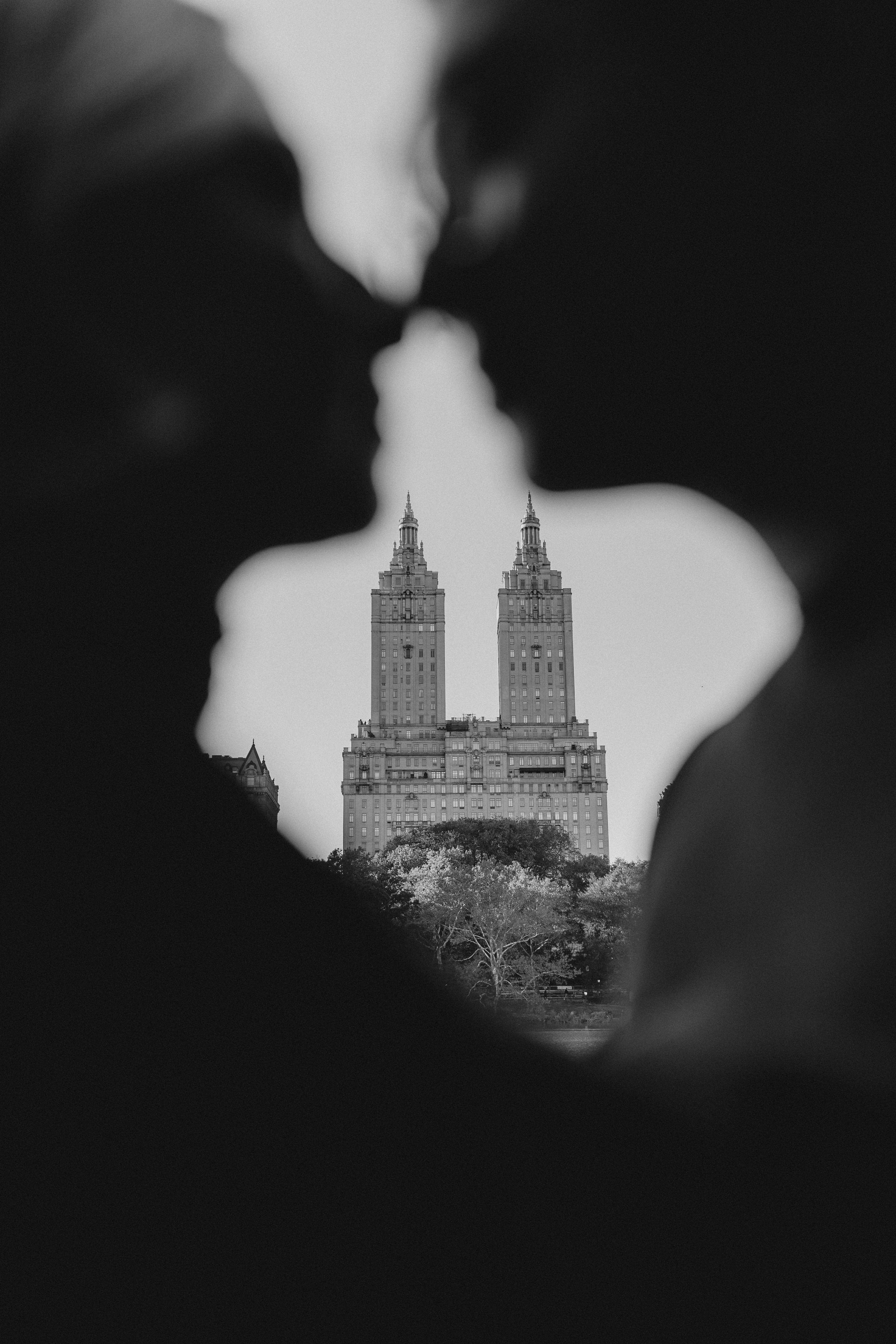Couples Photography in New York – Candid & Romantic. Sasha Amelie | Lifestyle and Wedding Photography | NYC and Beyond