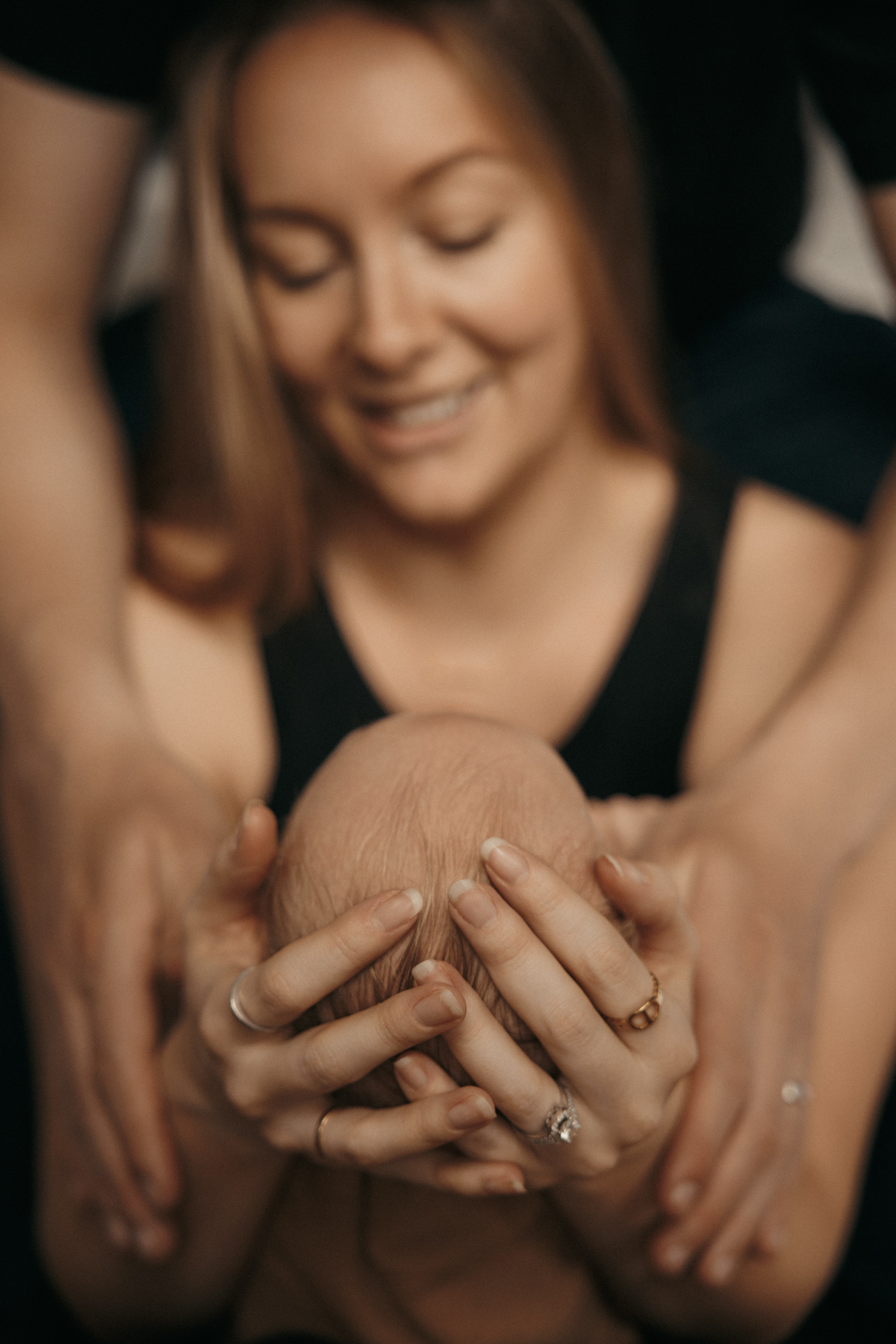NEWBORN. Anna Gabitova — Family, Maternity, Lifestyle Photographer in Montreal