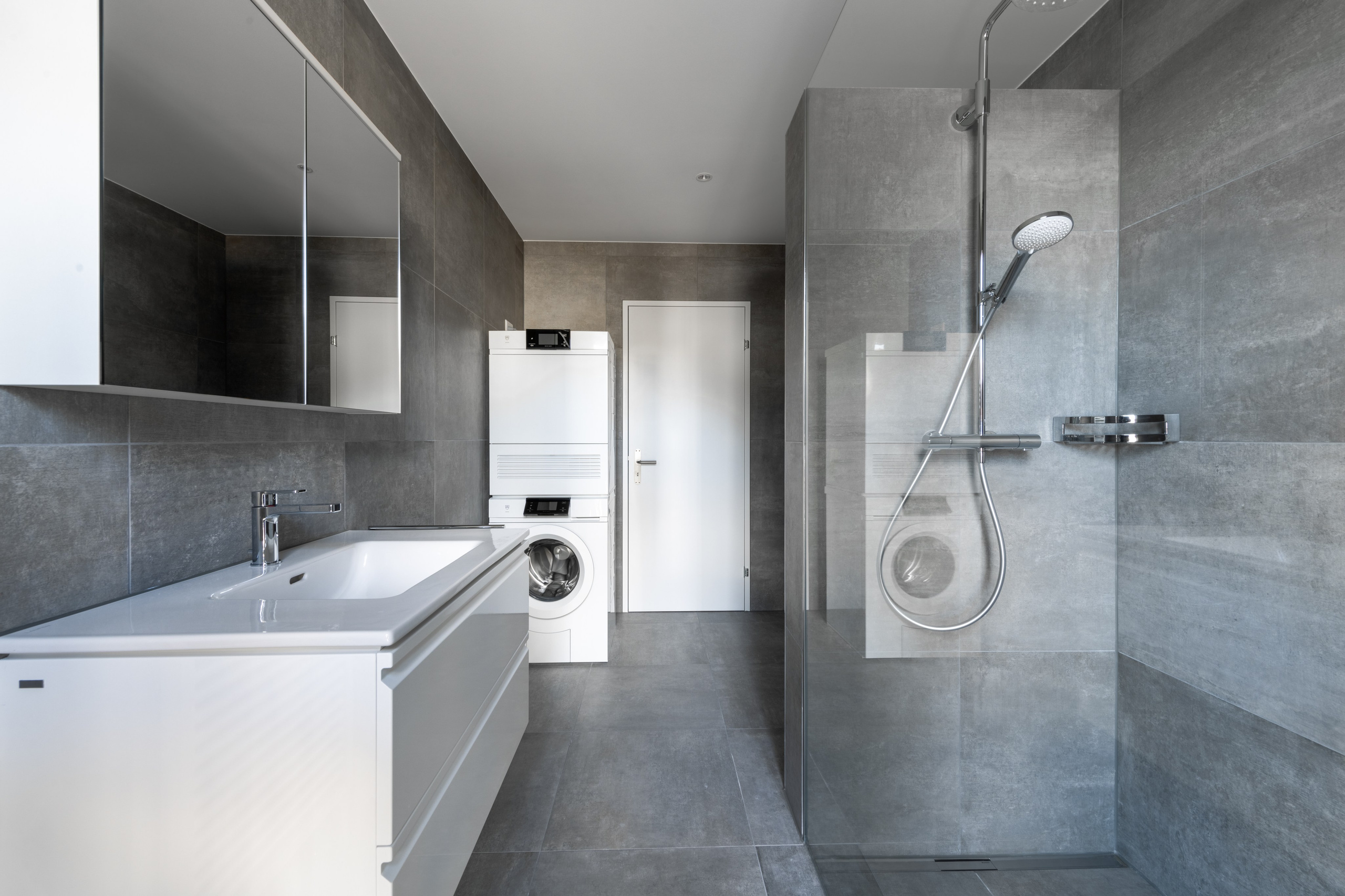 PORTFOLIO. Hallo! Ich bin Elena und arbeite als Immobilienfotografin