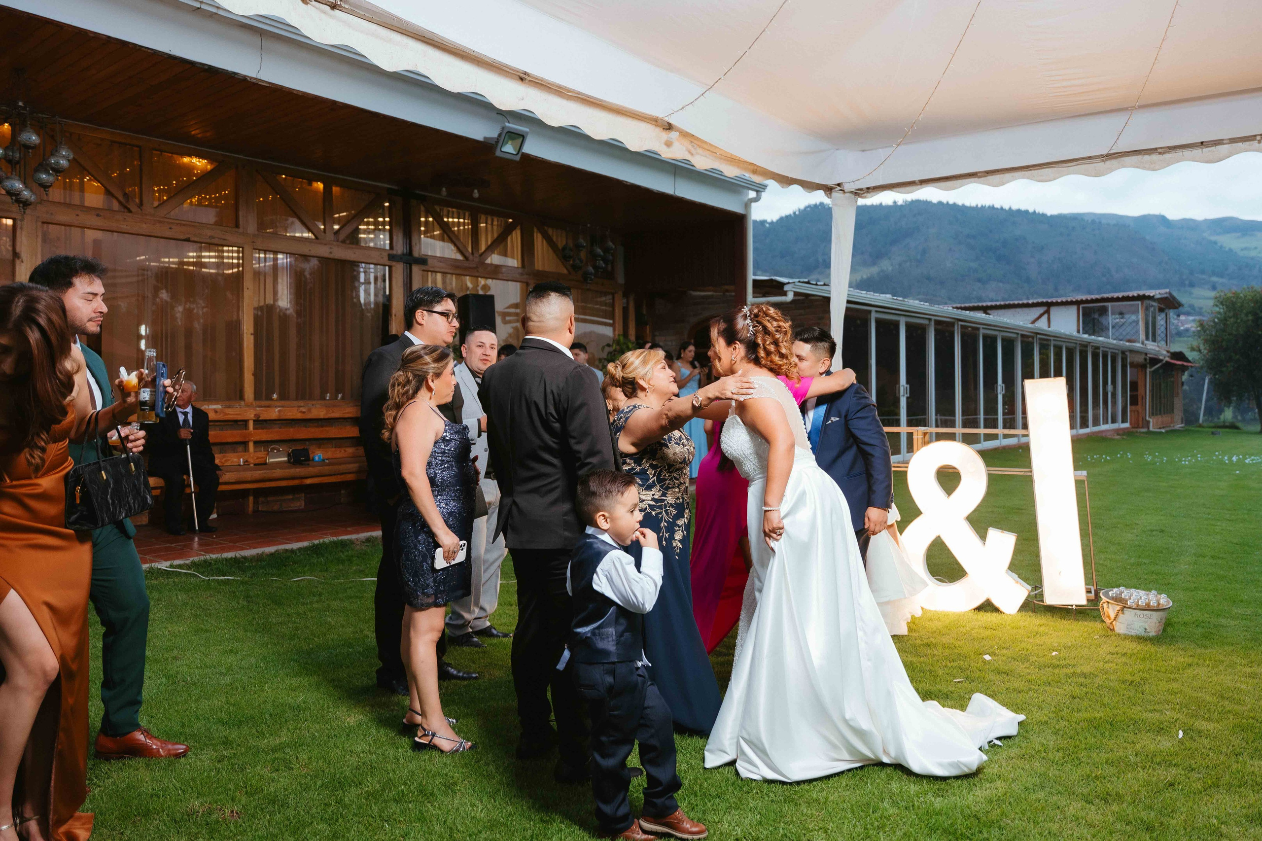 Ivan y Maria. Fotógrafo de bodas en Loja Ecuador | Piero Alvarez PH